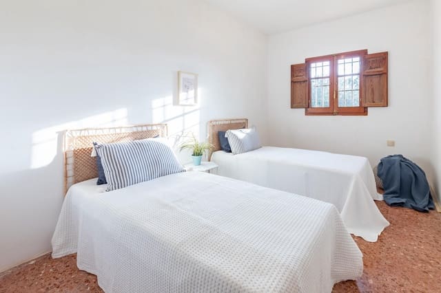 Chalet de 3 habitaciones en Bétera en venta con garaje - 225.000 € (Ref: 9637856)