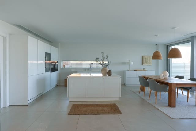 6 makuuhuone Huvila myytävänä paikassa Almarda, Sagunto / Sagunt mukana uima-altaan 
autotalli - 1 650 000 € (Ref: 9637857)