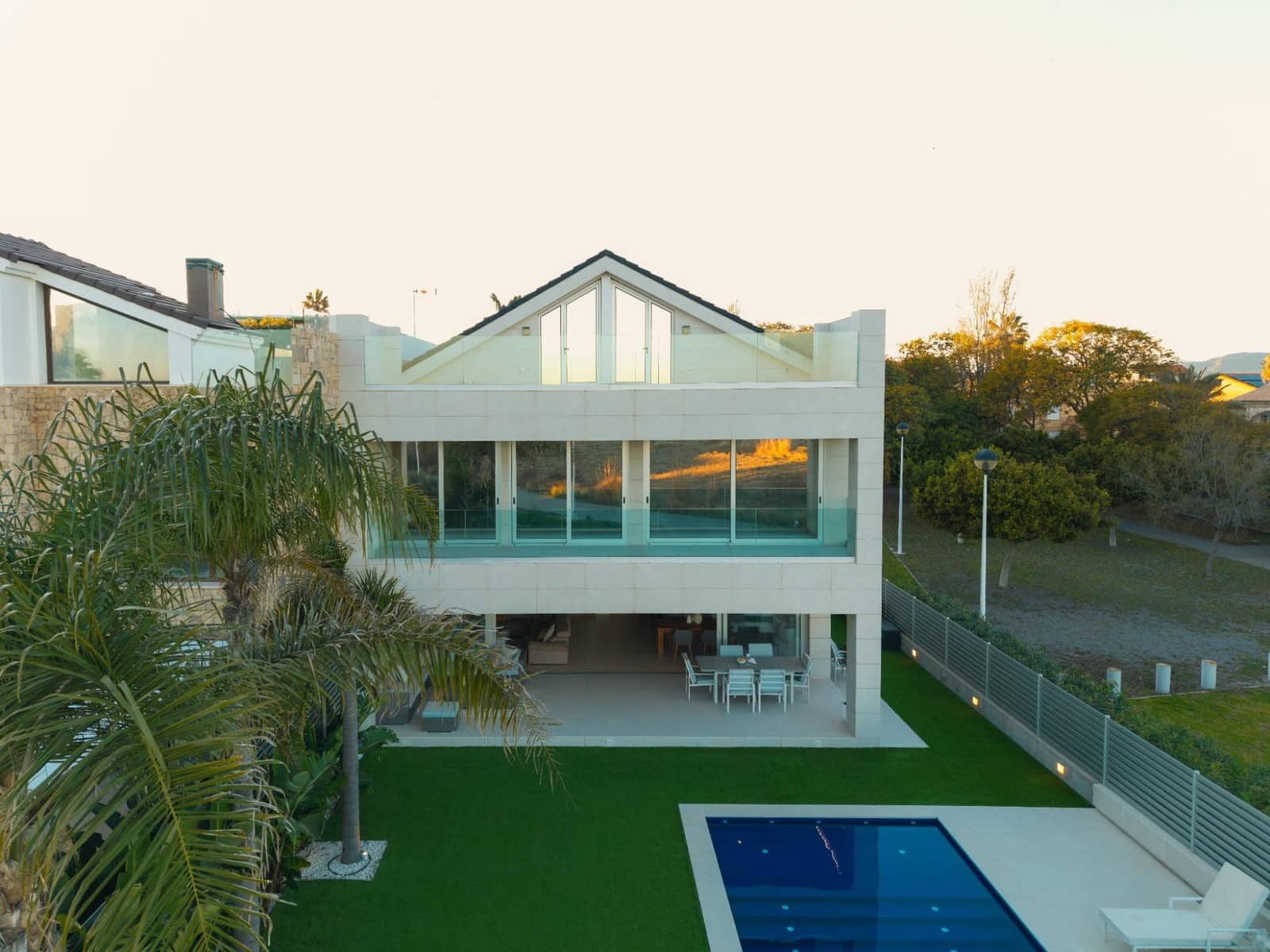 6 quarto Moradia para venda em Almarda com piscina garagem - 1 650 000 € (Ref: 9637857)