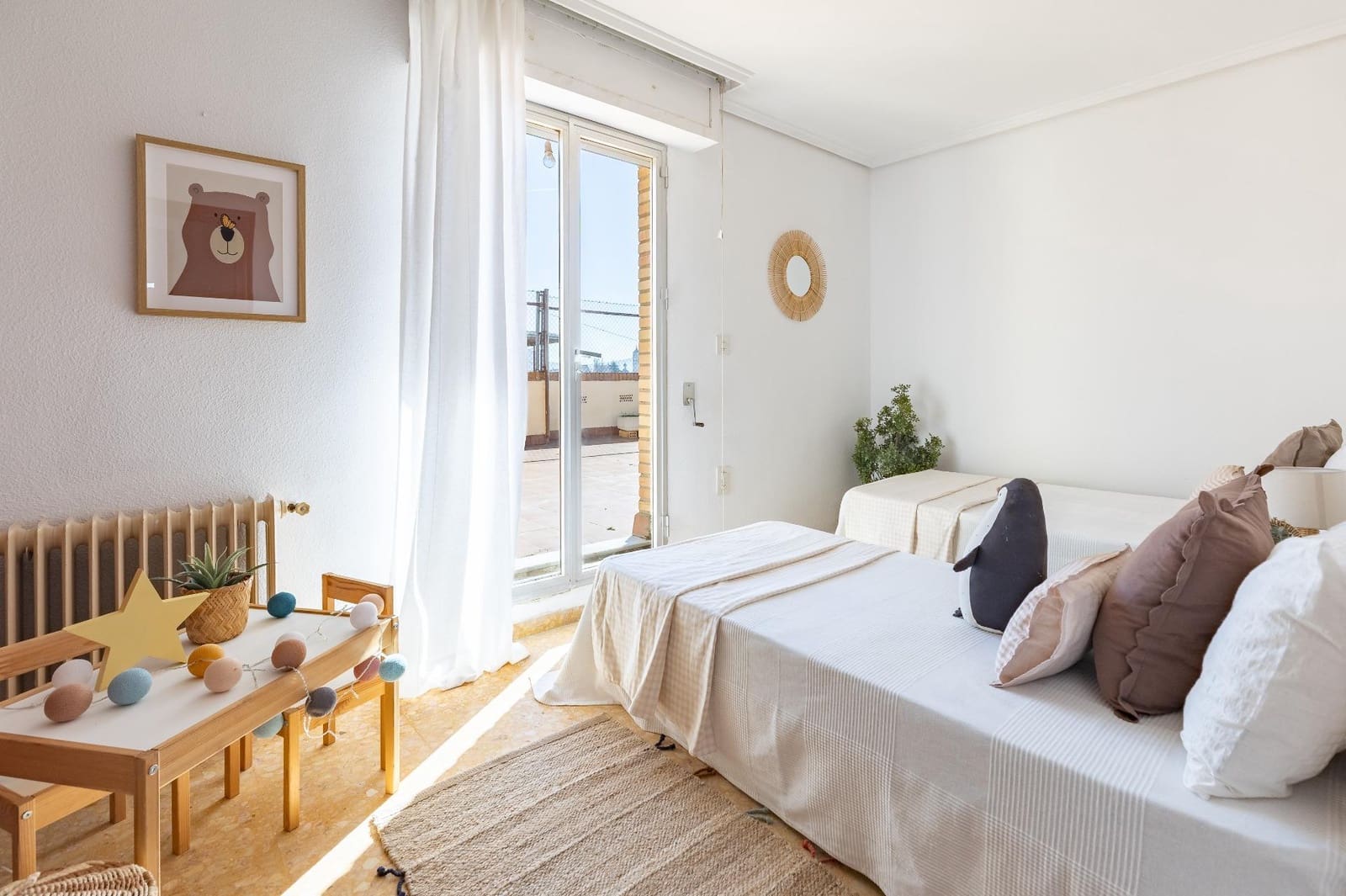 4 bedroom Penthouse for sale in Requena - € 160,000 (Ref: 9637859)