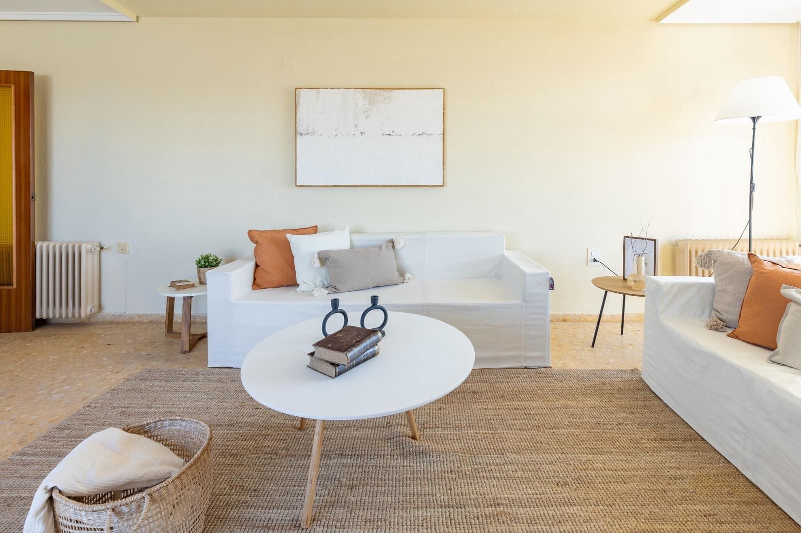 4 bedroom Penthouse for sale in Requena - € 160,000 (Ref: 9637859)