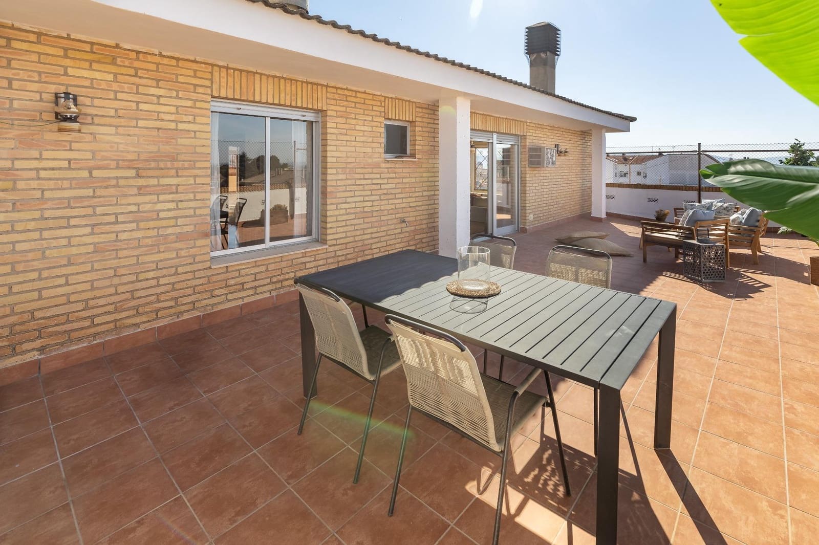 4 bedroom Penthouse for sale in Requena - € 160,000 (Ref: 9637859)