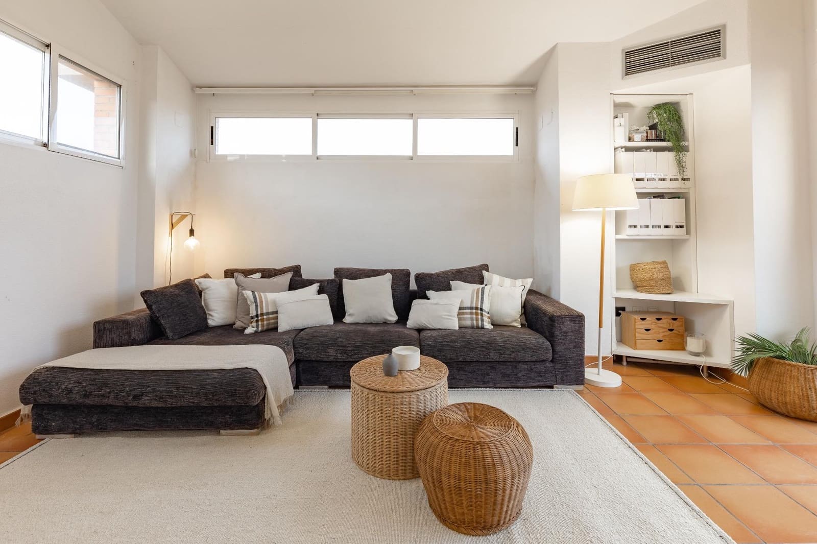 5 bedroom Semi-detached Villa for sale in Masarrochos / Massarrojos with pool - € 650,000 (Ref: 9637860)