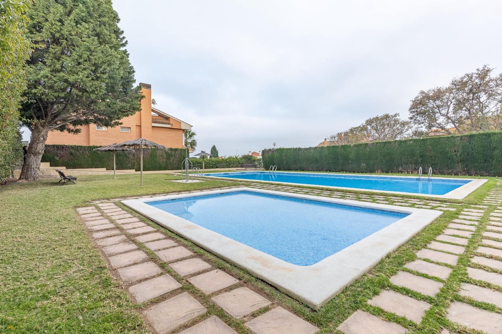 5 bedroom Semi-detached Villa for sale in Masarrochos / Massarrojos with pool - € 650,000 (Ref: 9637860)