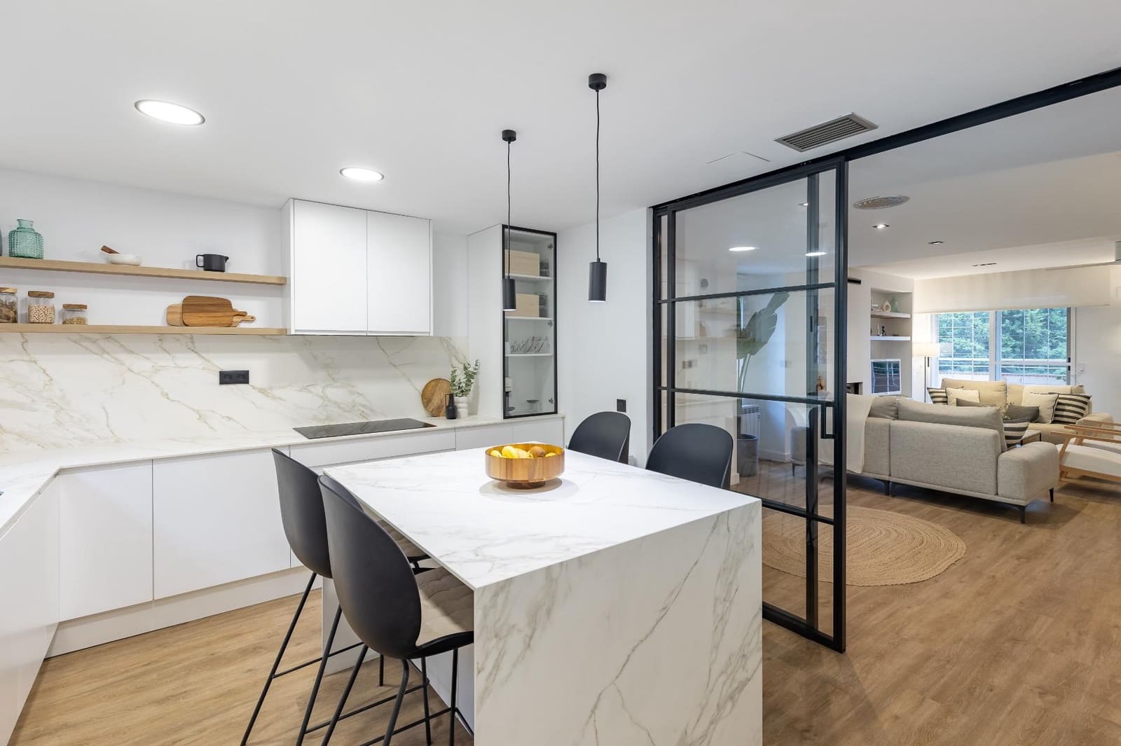 5 bedroom Semi-detached Villa for sale in Rocafort with pool - € 650,000 (Ref: 9637860)