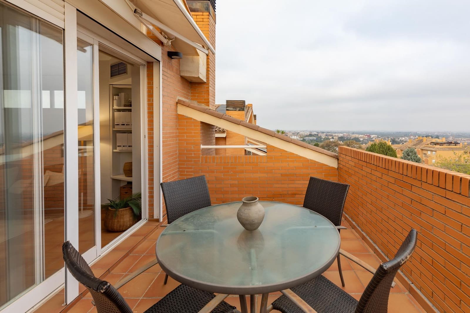 5 bedroom Semi-detached Villa for sale in Rocafort with pool - € 650,000 (Ref: 9637860)