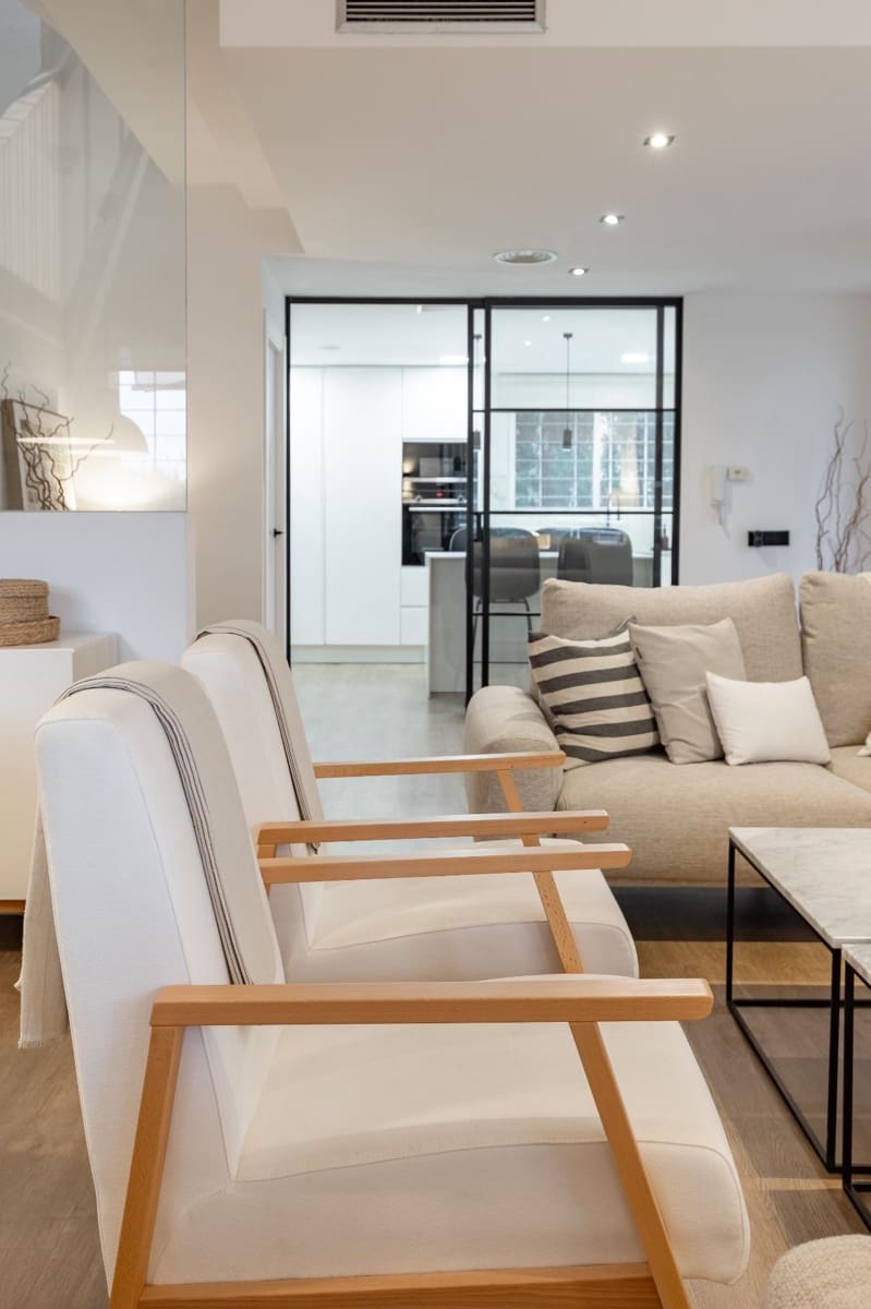 5 bedroom Semi-detached Villa for sale in Rocafort with pool - € 650,000 (Ref: 9637860)