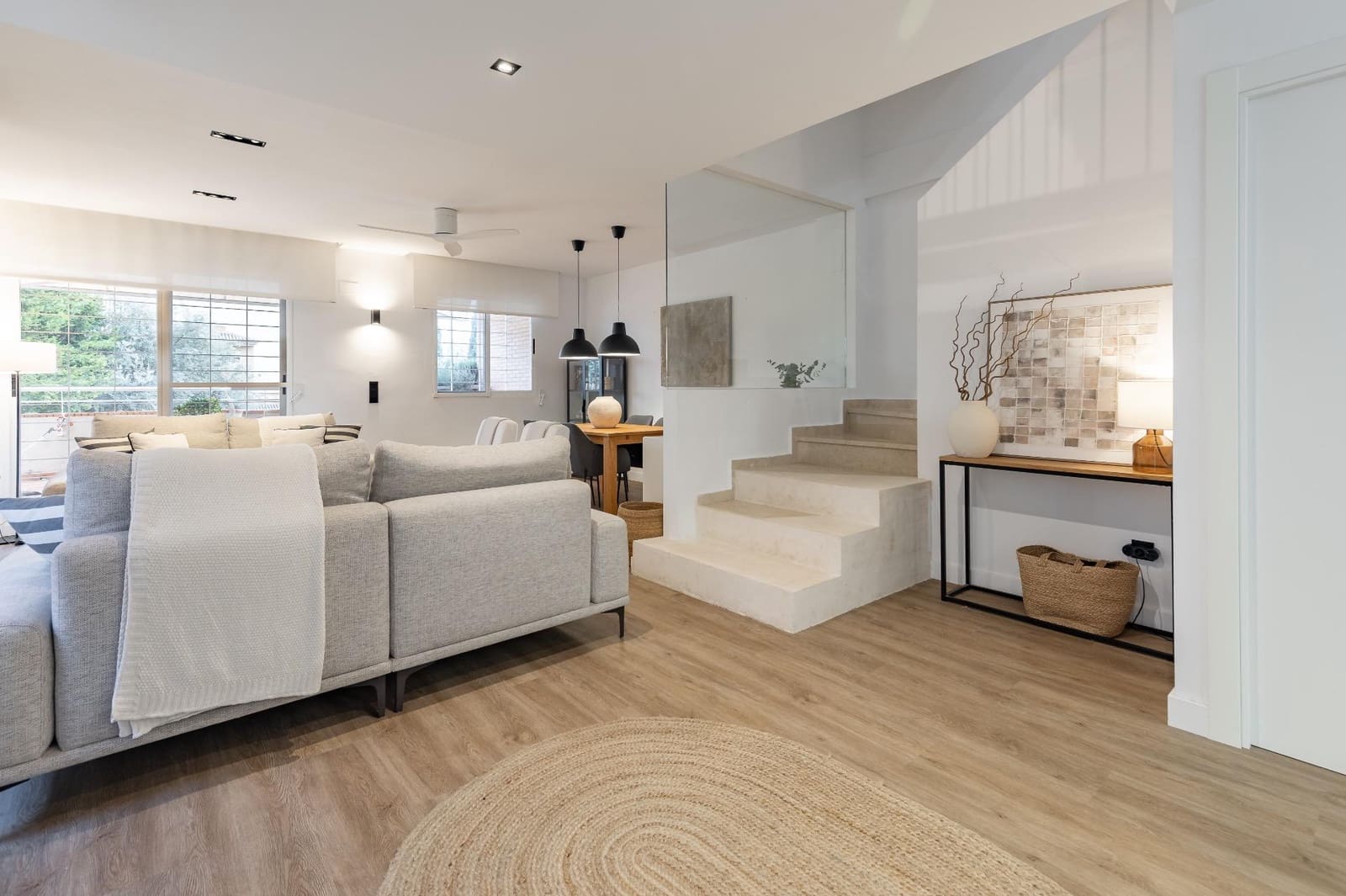 5 bedroom Semi-detached Villa for sale in Rocafort with pool - € 650,000 (Ref: 9637860)