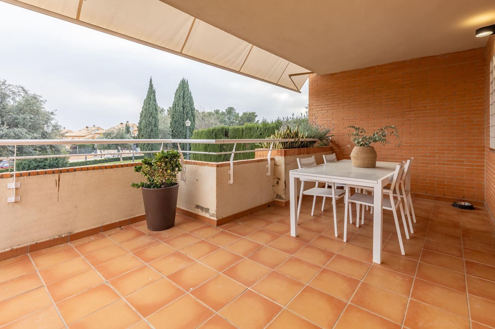 5 bedroom Semi-detached Villa for sale in Rocafort with pool - € 650,000 (Ref: 9637860)