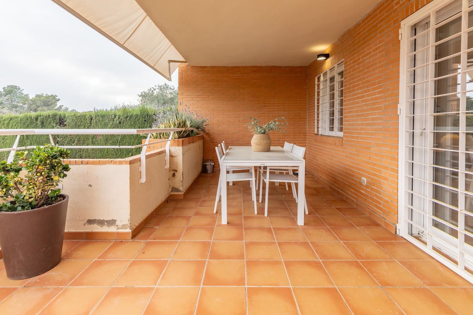 5 bedroom Semi-detached Villa for sale in Rocafort with pool - € 650,000 (Ref: 9637860)