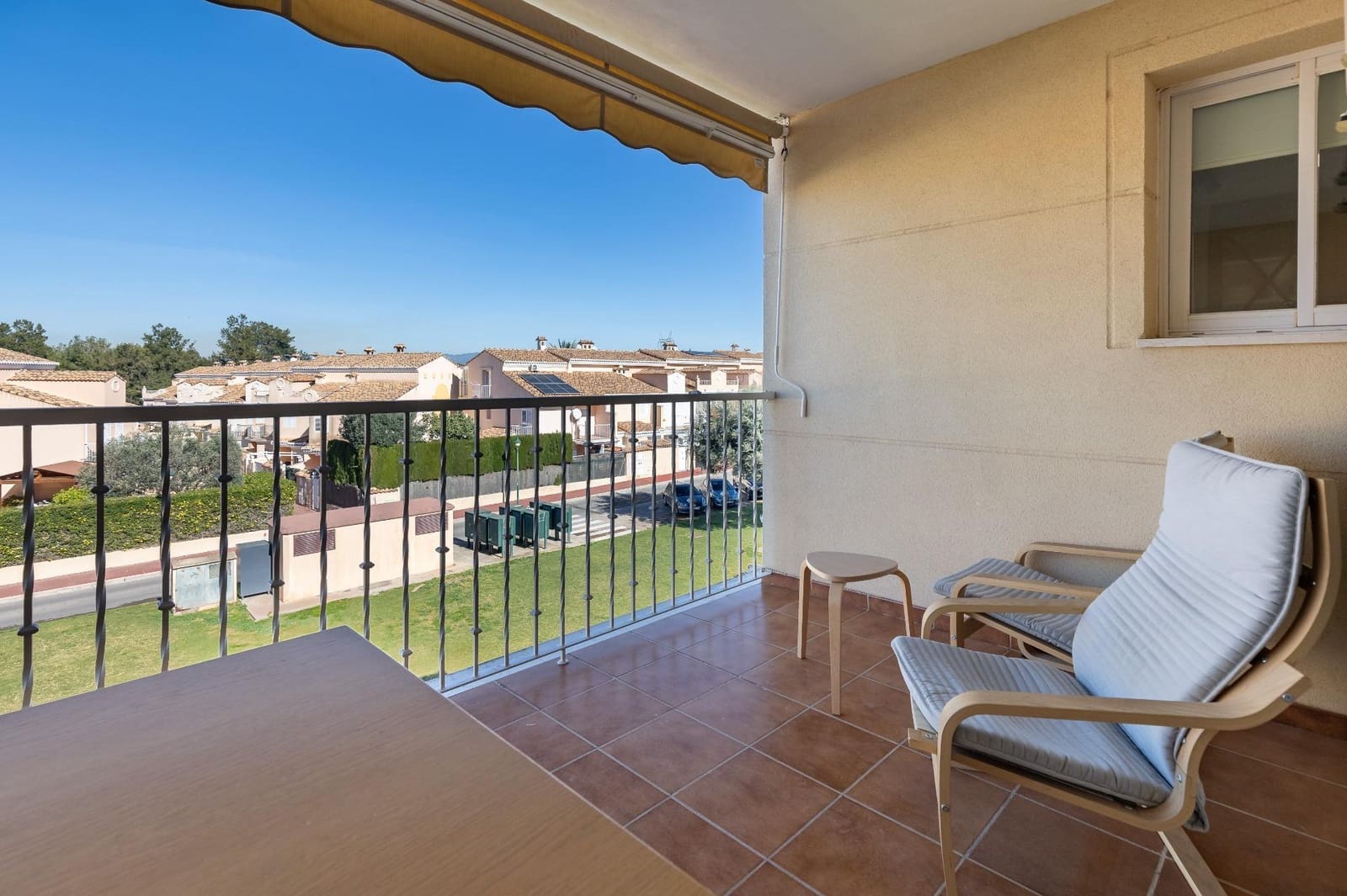 3 sypialnia Apartament na sprzedaż w Betera z basenem garażem - 410 000 € (Ref: 9645313)