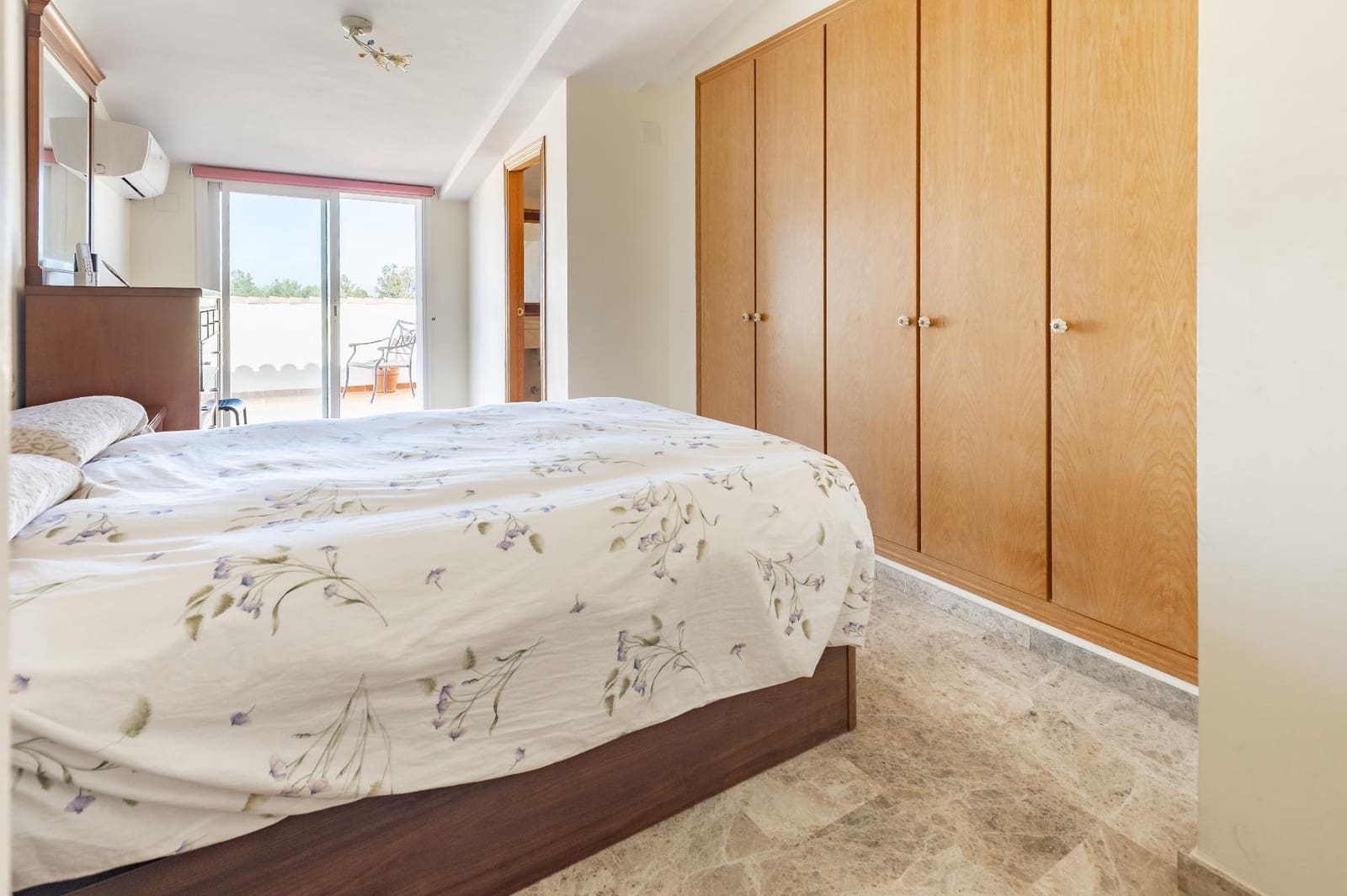 3 sypialnia Apartament na sprzedaż w Betera z basenem garażem - 410 000 € (Ref: 9645313)