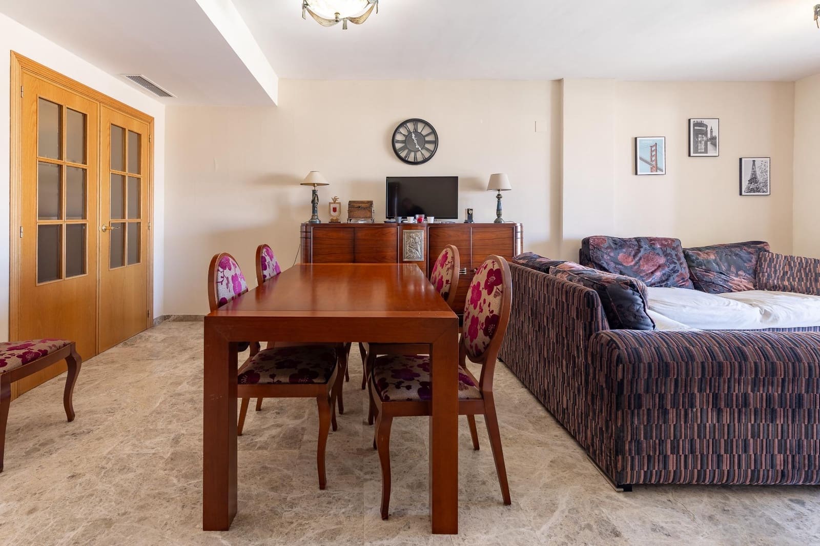 3 sypialnia Apartament na sprzedaż w Betera z basenem garażem - 410 000 € (Ref: 9645313)