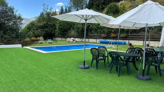 1 sypialnia Loft na sprzedaż w Baqueira, Naut Aran z basenem garażem - 300 000 € (Ref: 9652249)