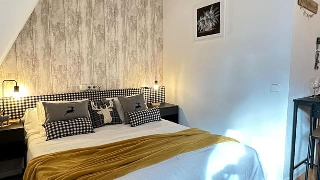 1 soveværelse Loft til salg i Baqueira, Naut Aran med swimmingpool garage - € 300.000 (Ref: 9652249)
