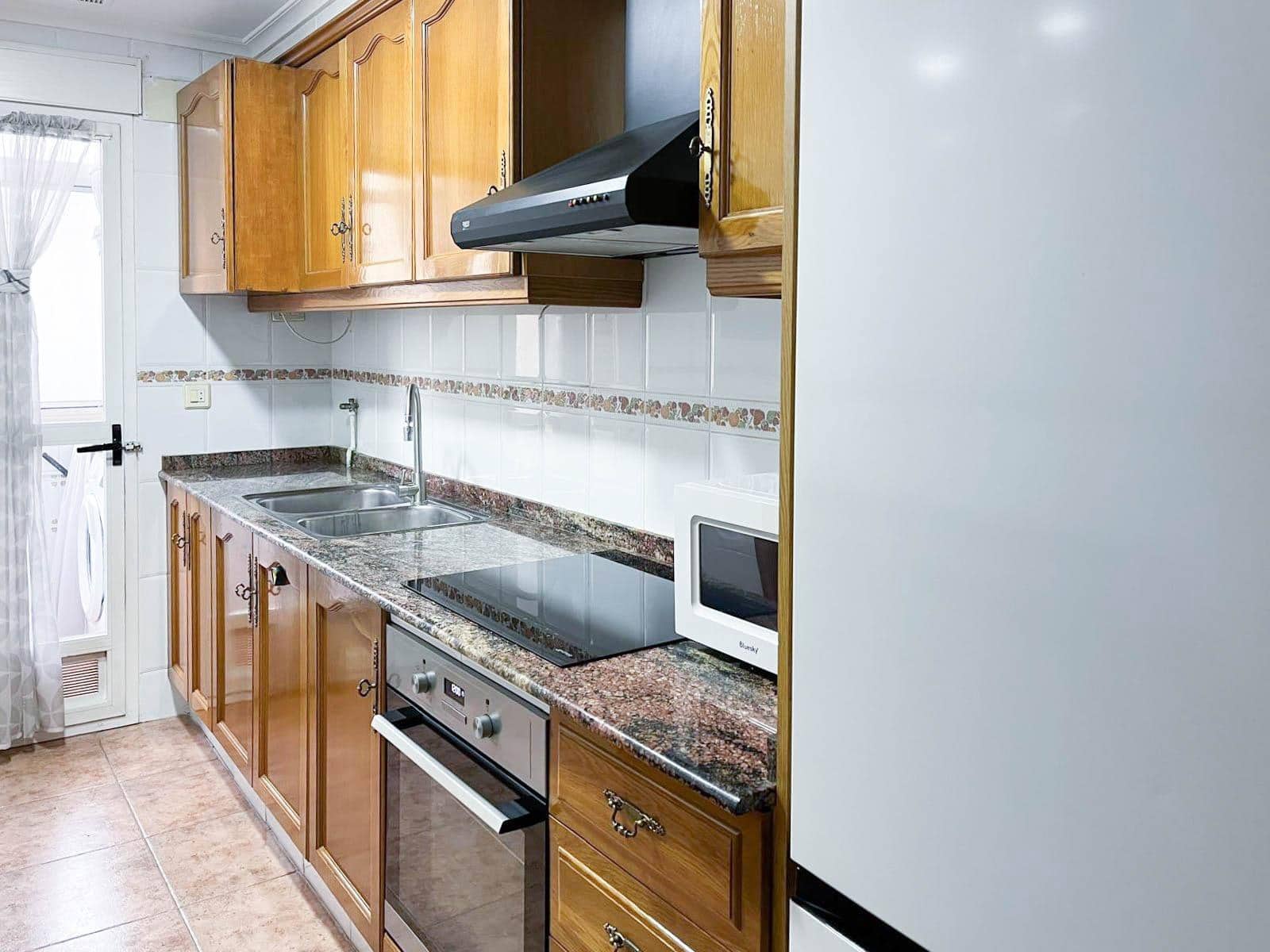 2 camera da letto Appartamento da affittare in La Pobla de Vallbona con garage - 850 € (Rif: 9659658)