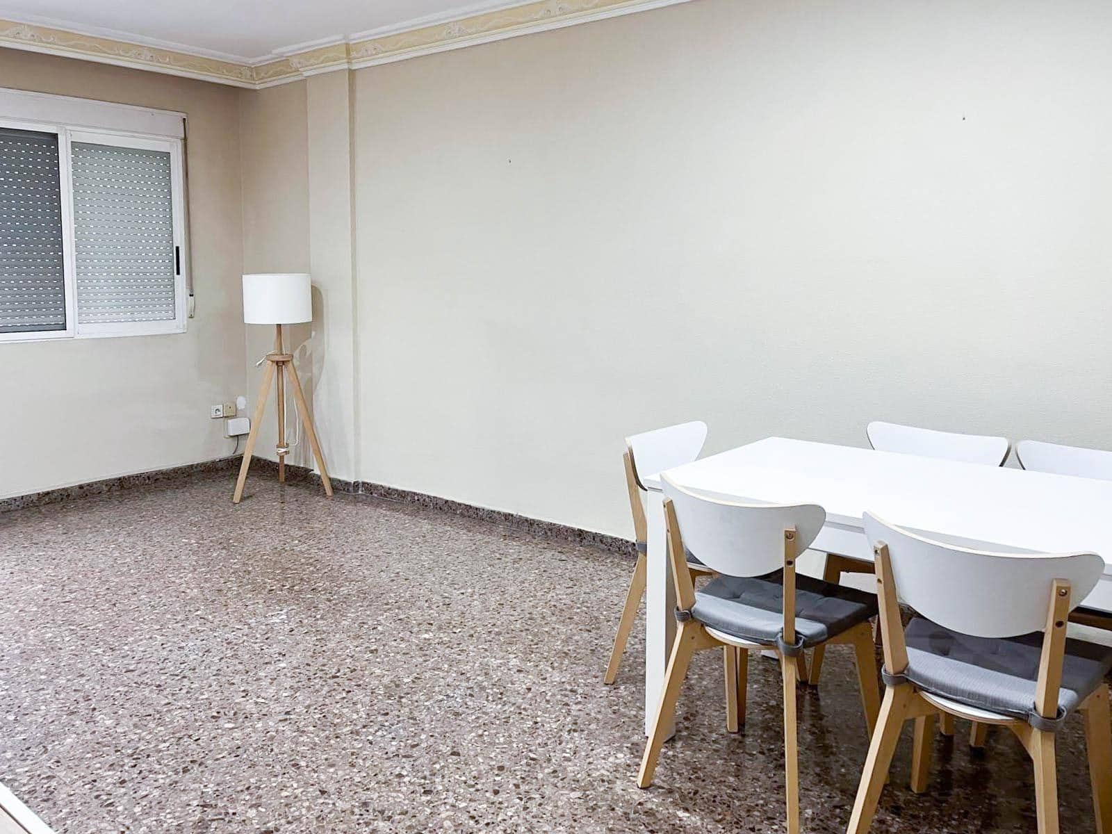 2 camera da letto Appartamento da affittare in La Pobla de Vallbona con garage - 850 € (Rif: 9659658)