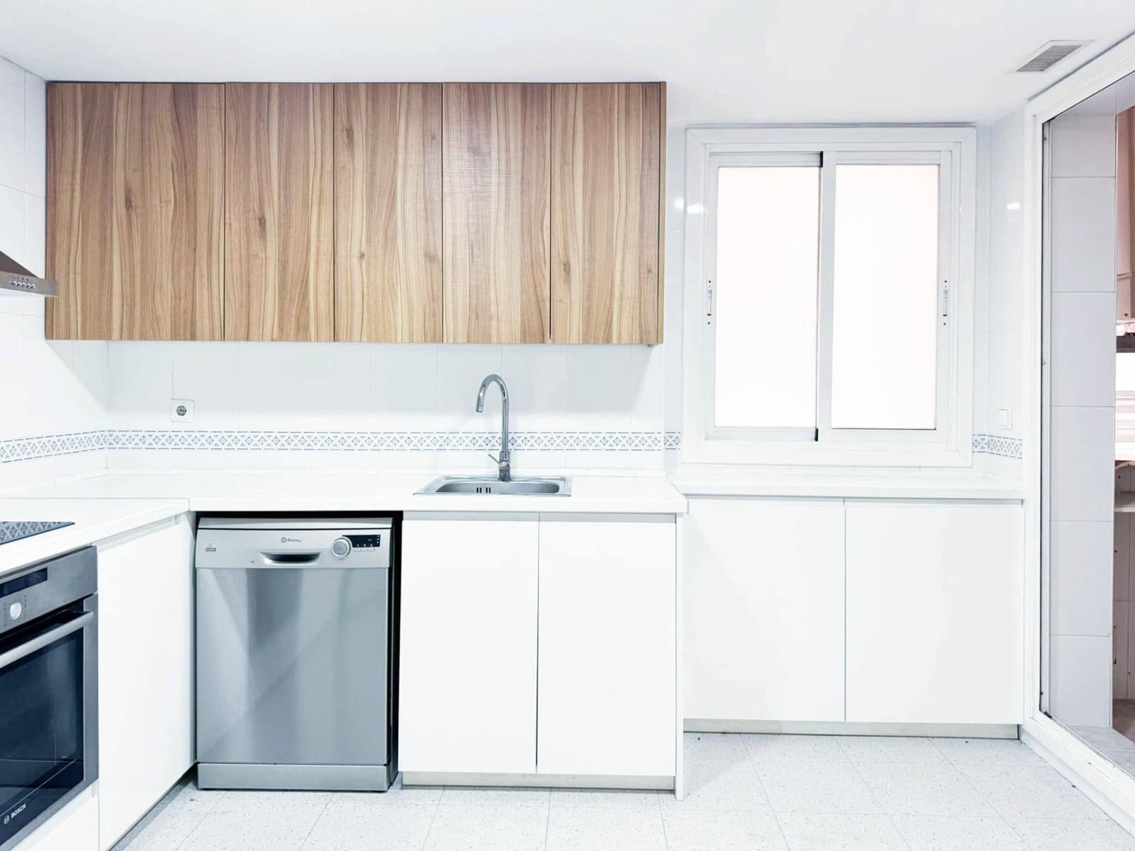 4 quarto Apartamento para arrendar em Paterna com piscina garagem - 1 450 € (Ref: 9659660)