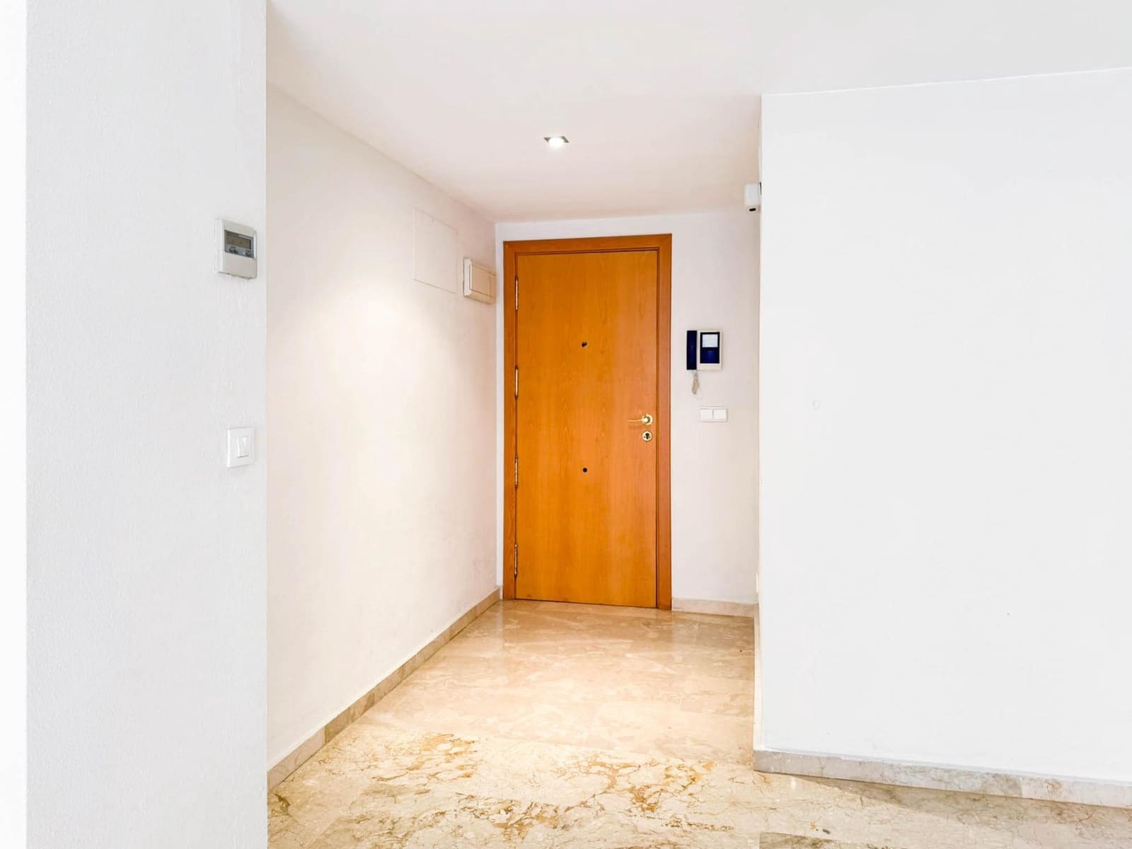 4 quarto Apartamento para arrendar em Paterna com piscina garagem - 1 450 € (Ref: 9659660)