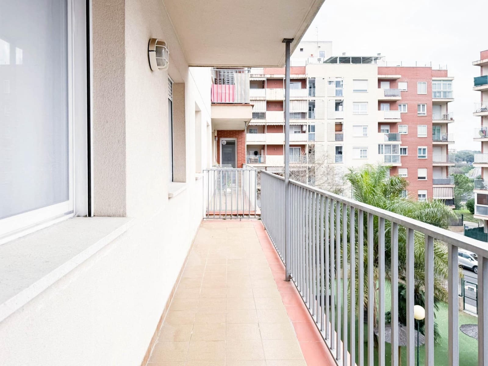 4 quarto Apartamento para arrendar em Paterna com piscina garagem - 1 450 € (Ref: 9659660)