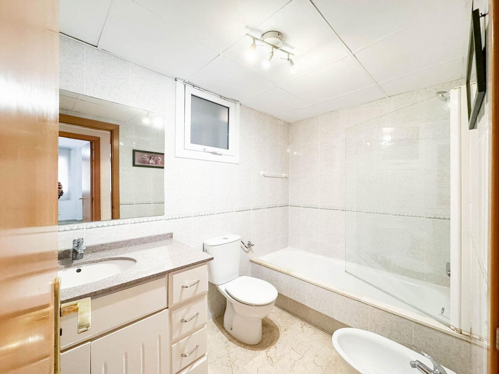 4 quarto Apartamento para arrendar em Paterna com piscina garagem - 1 450 € (Ref: 9659660)