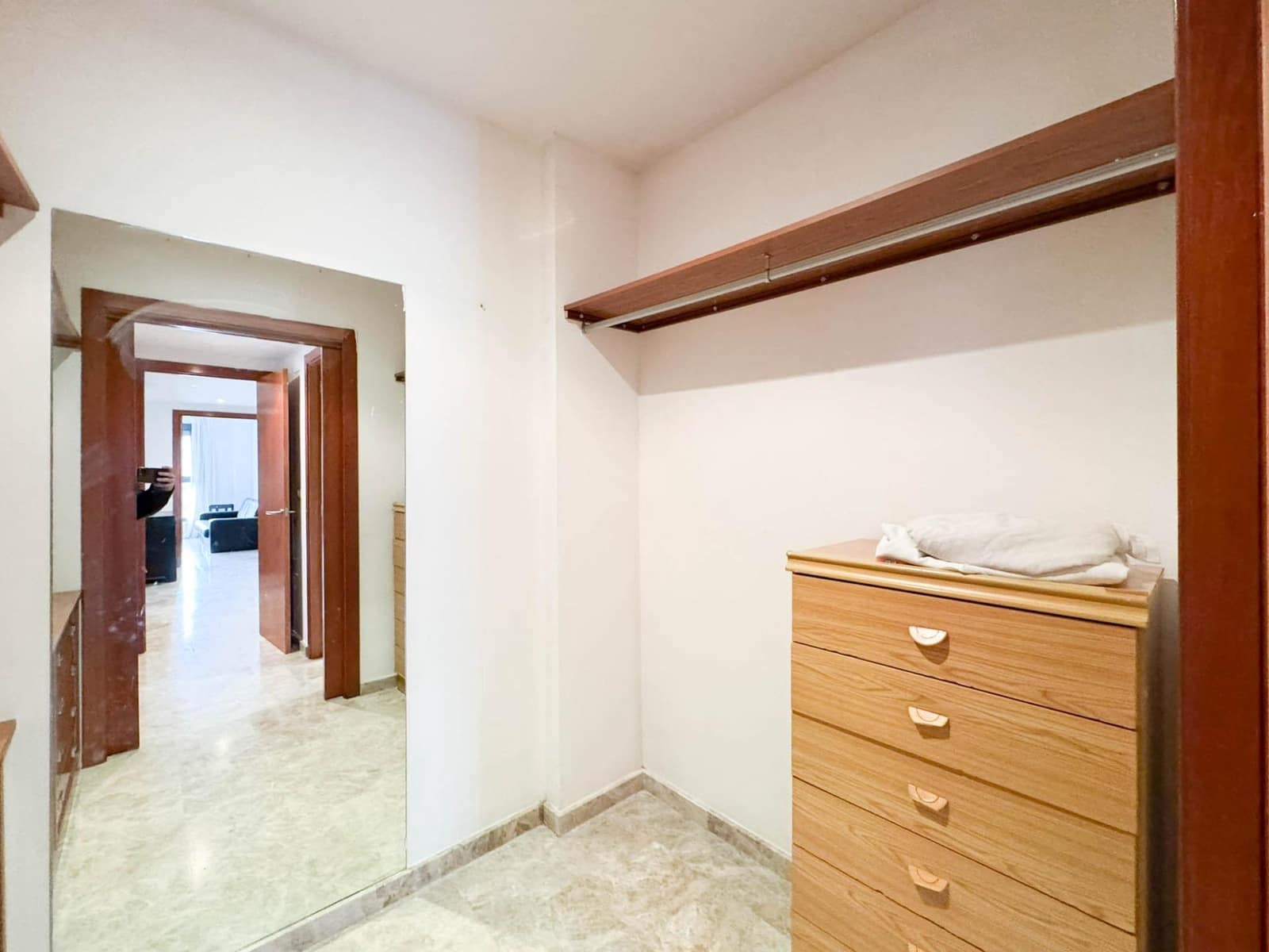 3 Zimmer Wohnung zu vermieten in Paterna mit Pool Garage - 1.700 € (Ref: 9666974)