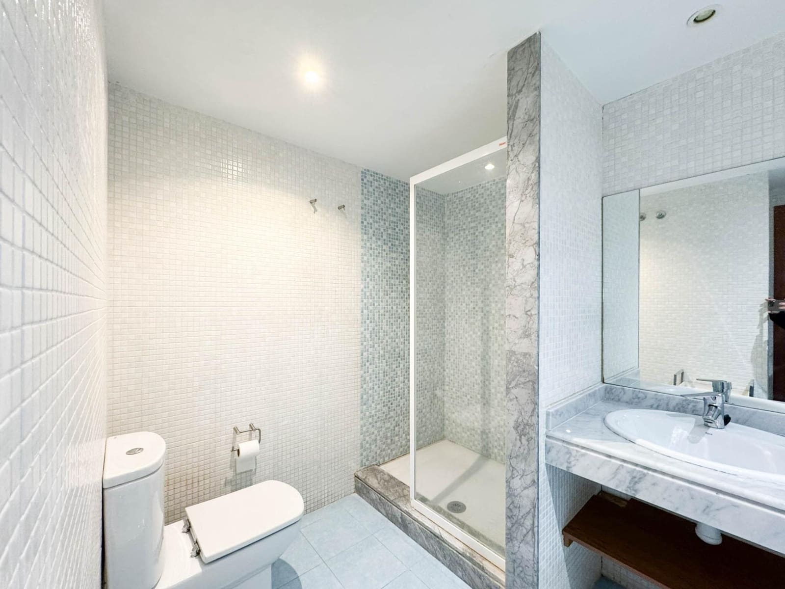 3 Zimmer Wohnung zu vermieten in Paterna mit Pool Garage - 1.700 € (Ref: 9666974)