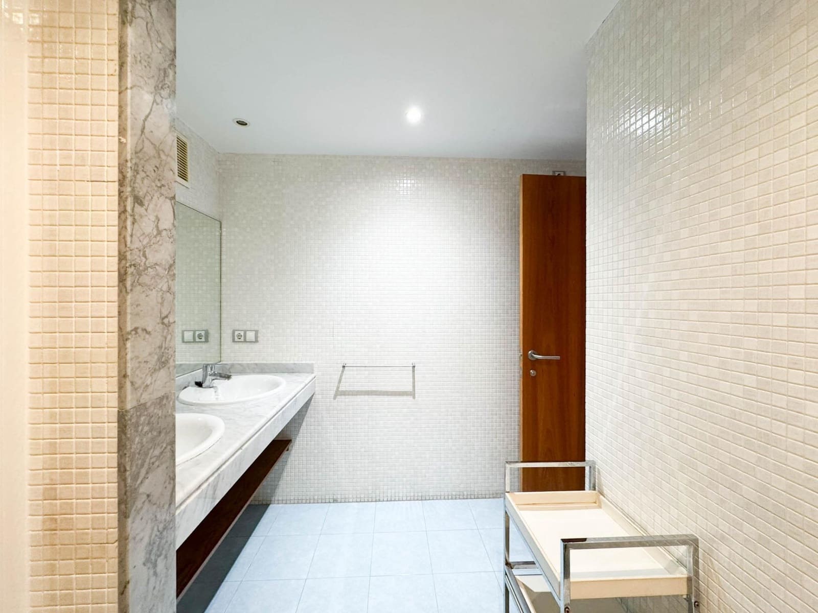 3 Zimmer Wohnung zu vermieten in Paterna mit Pool Garage - 1.700 € (Ref: 9666974)