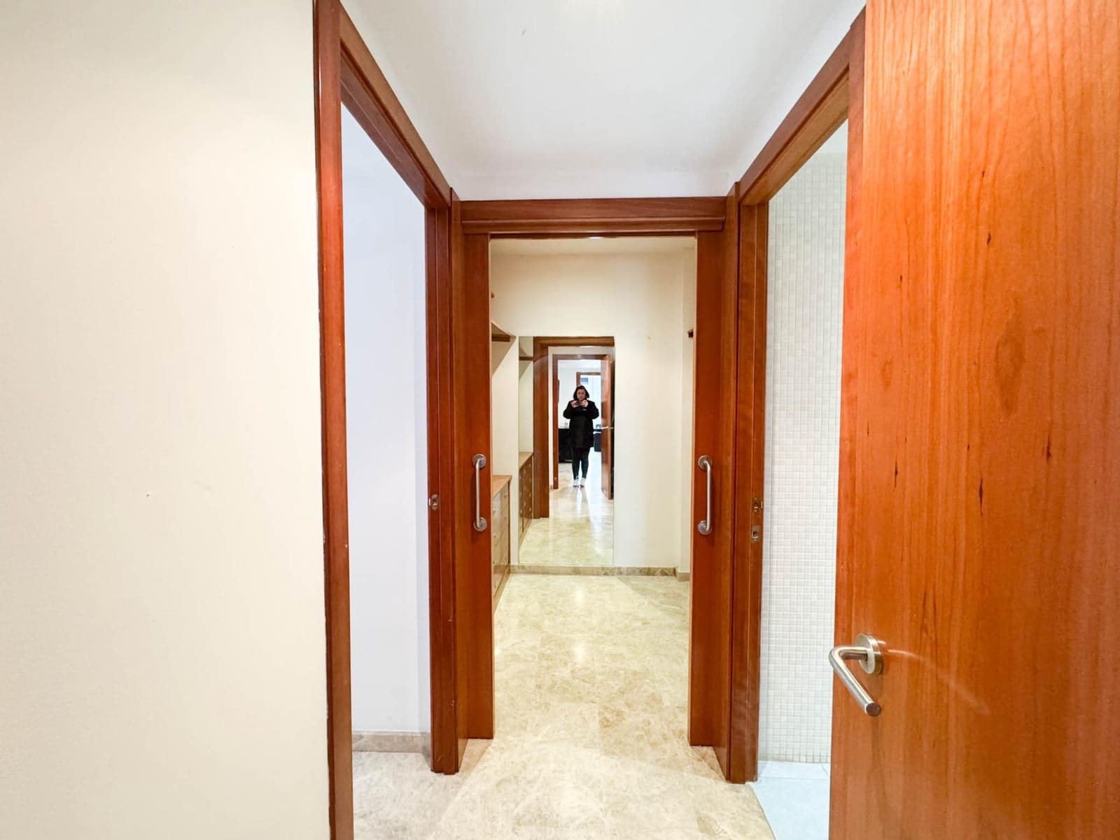 3 Zimmer Wohnung zu vermieten in Paterna mit Pool Garage - 1.700 € (Ref: 9666974)