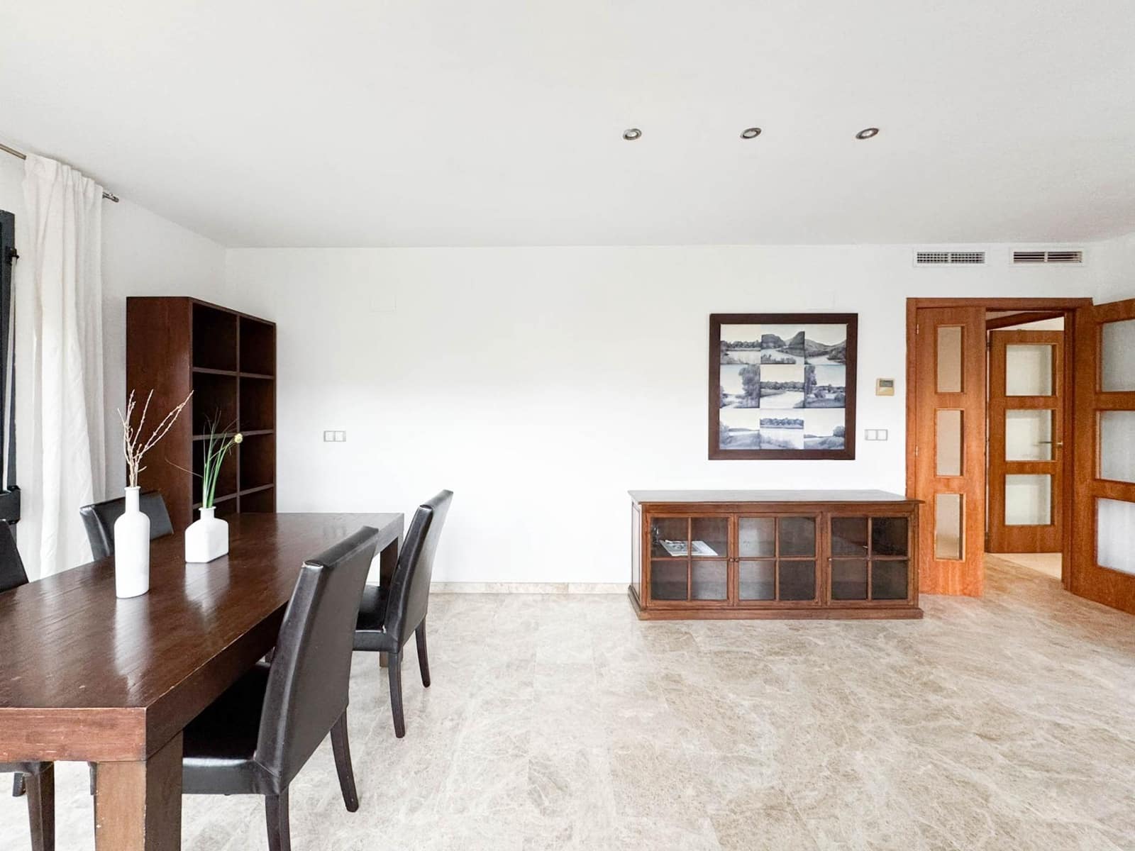 3 Zimmer Wohnung zu vermieten in Paterna mit Pool Garage - 1.700 € (Ref: 9666974)