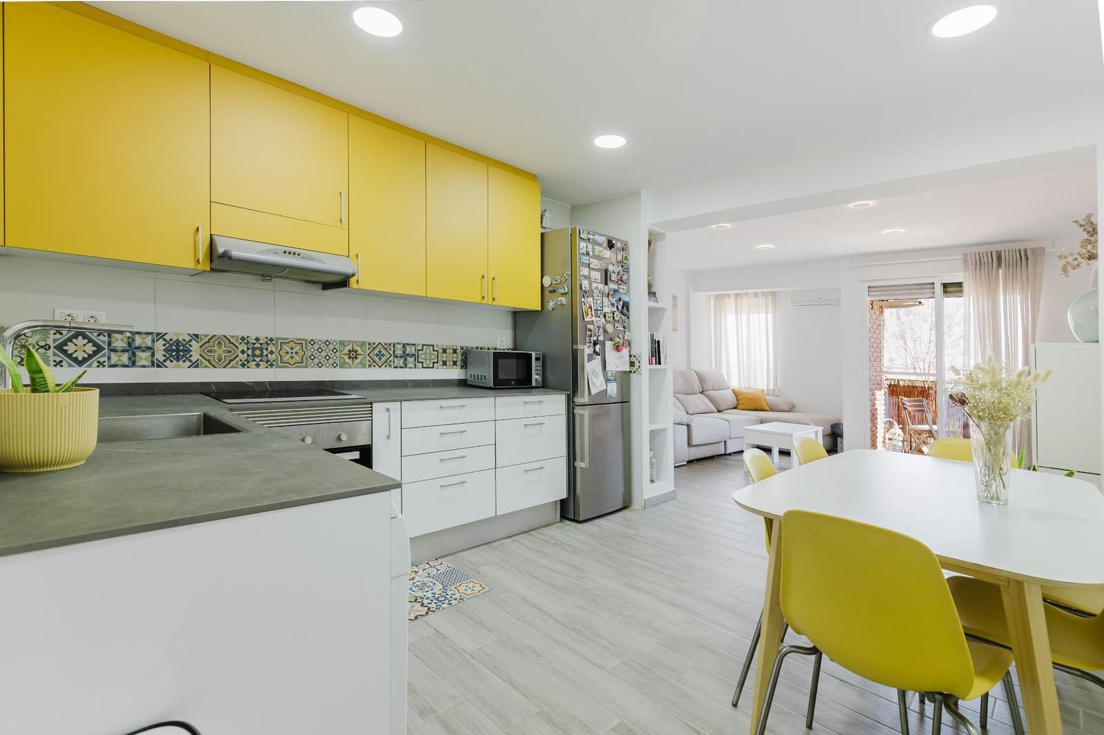 2 sypialnia Mieszkanie na sprzedaż w Burjassot - 215 000 € (Ref: 9680532)