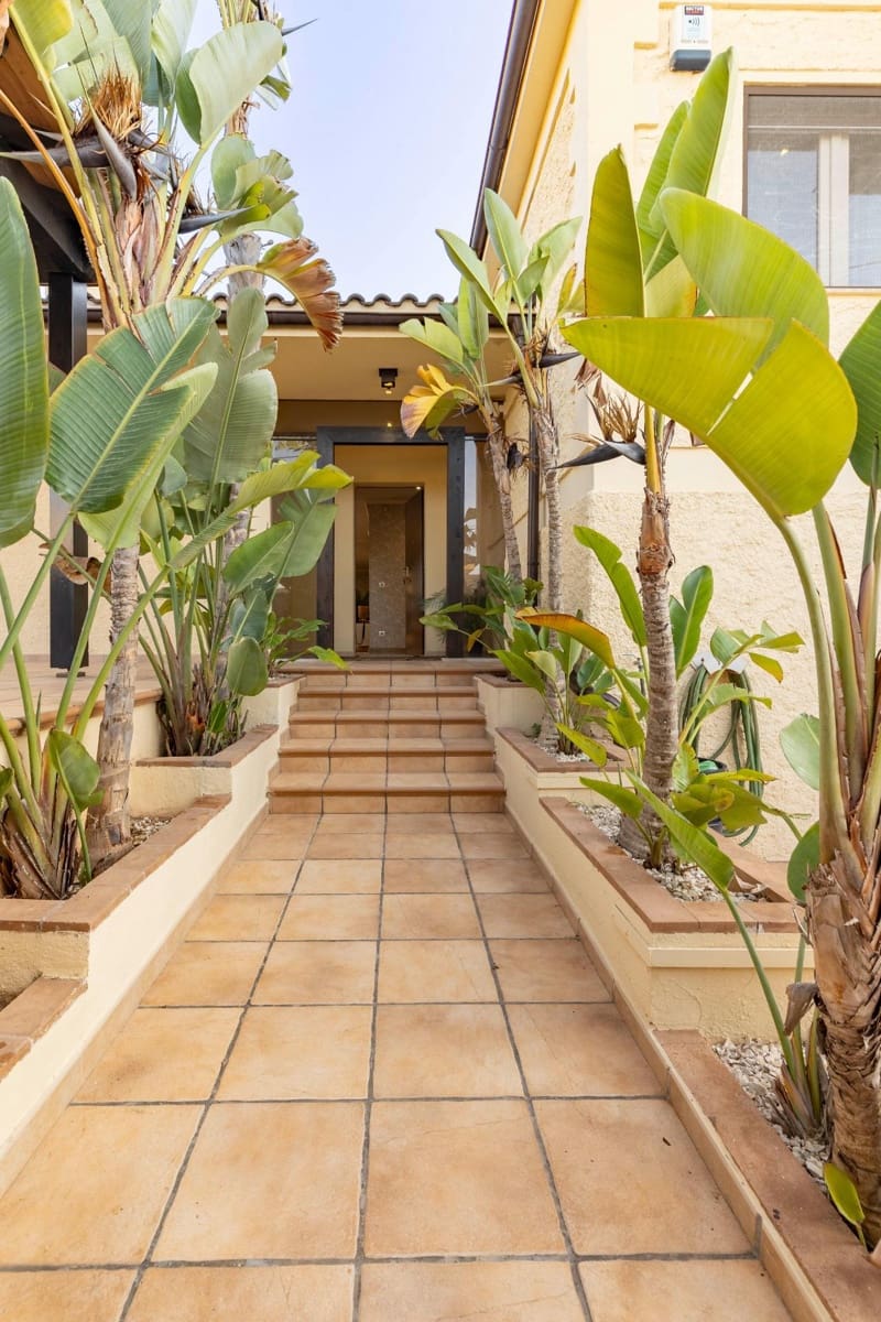 3 chambre Villa/Maison à vendre à Chilches avec piscine garage - 580 000 € (Ref: 9680534)