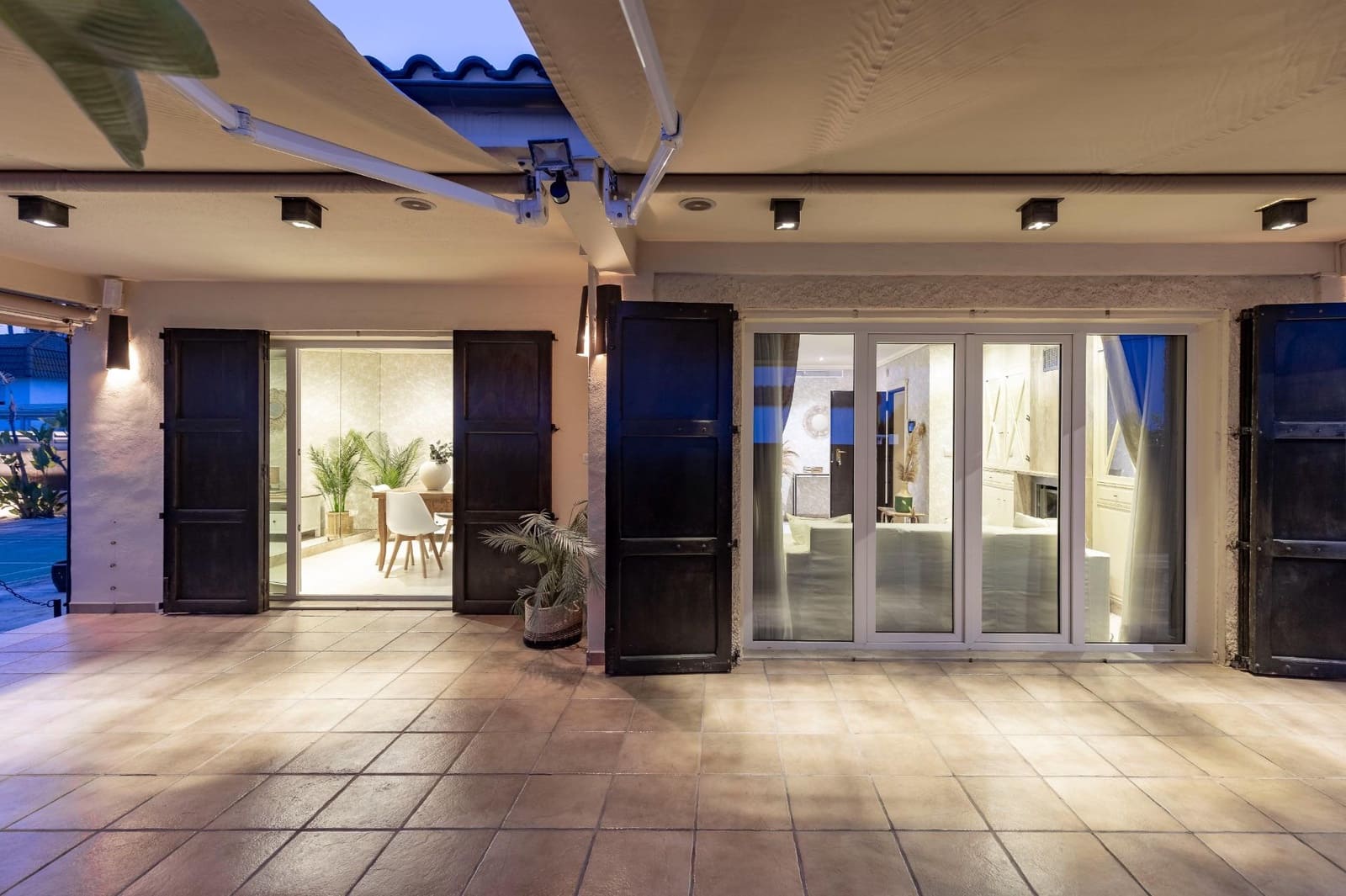 3 chambre Villa/Maison à vendre à Chilches avec piscine garage - 580 000 € (Ref: 9680534)