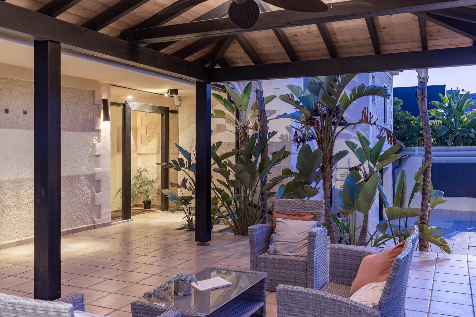 3 chambre Villa/Maison à vendre à Chilches avec piscine garage - 580 000 € (Ref: 9680534)