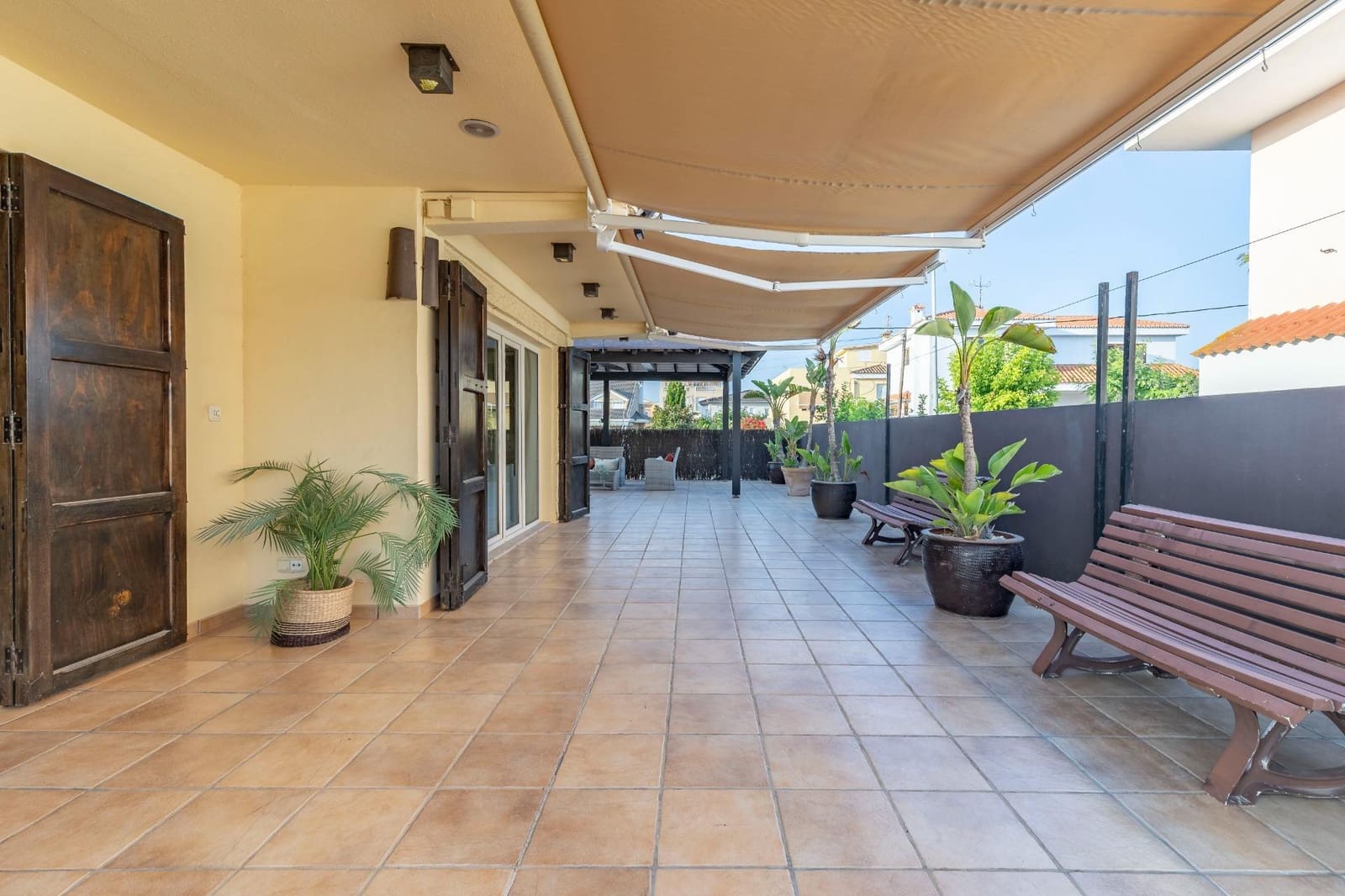 3 chambre Villa/Maison à vendre à Chilches avec piscine garage - 580 000 € (Ref: 9680534)