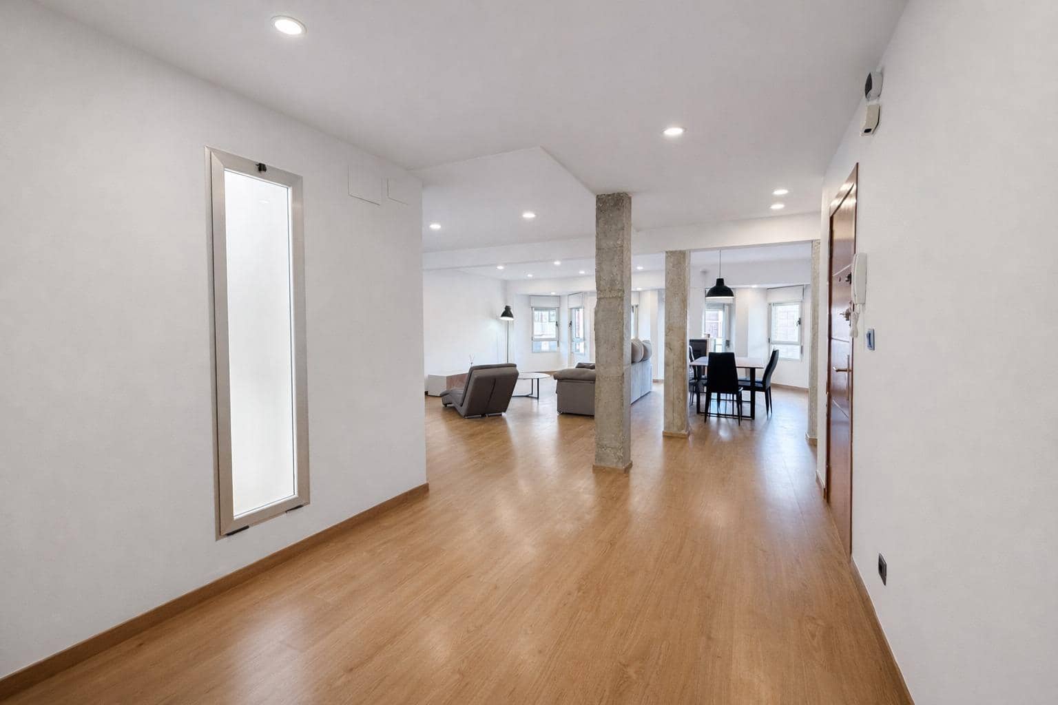 3 bedroom Flat for rent in Catarroja - € 1,200 (Ref: 9699105)