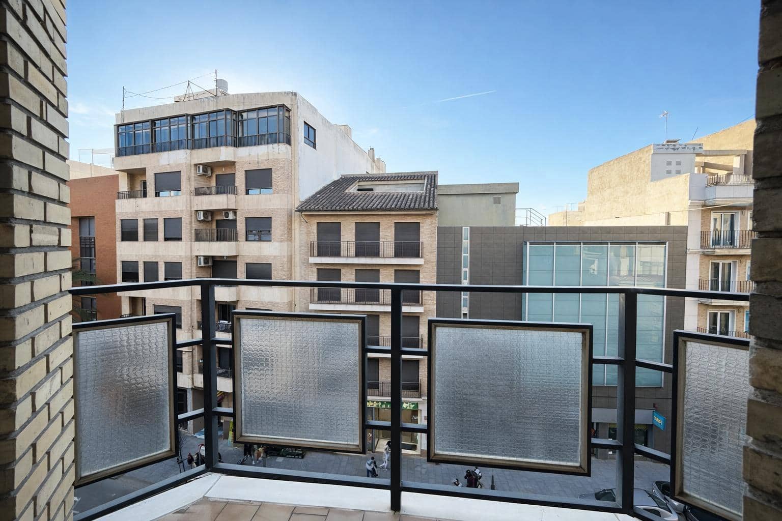 3 bedroom Flat for rent in Catarroja - € 1,200 (Ref: 9699105)