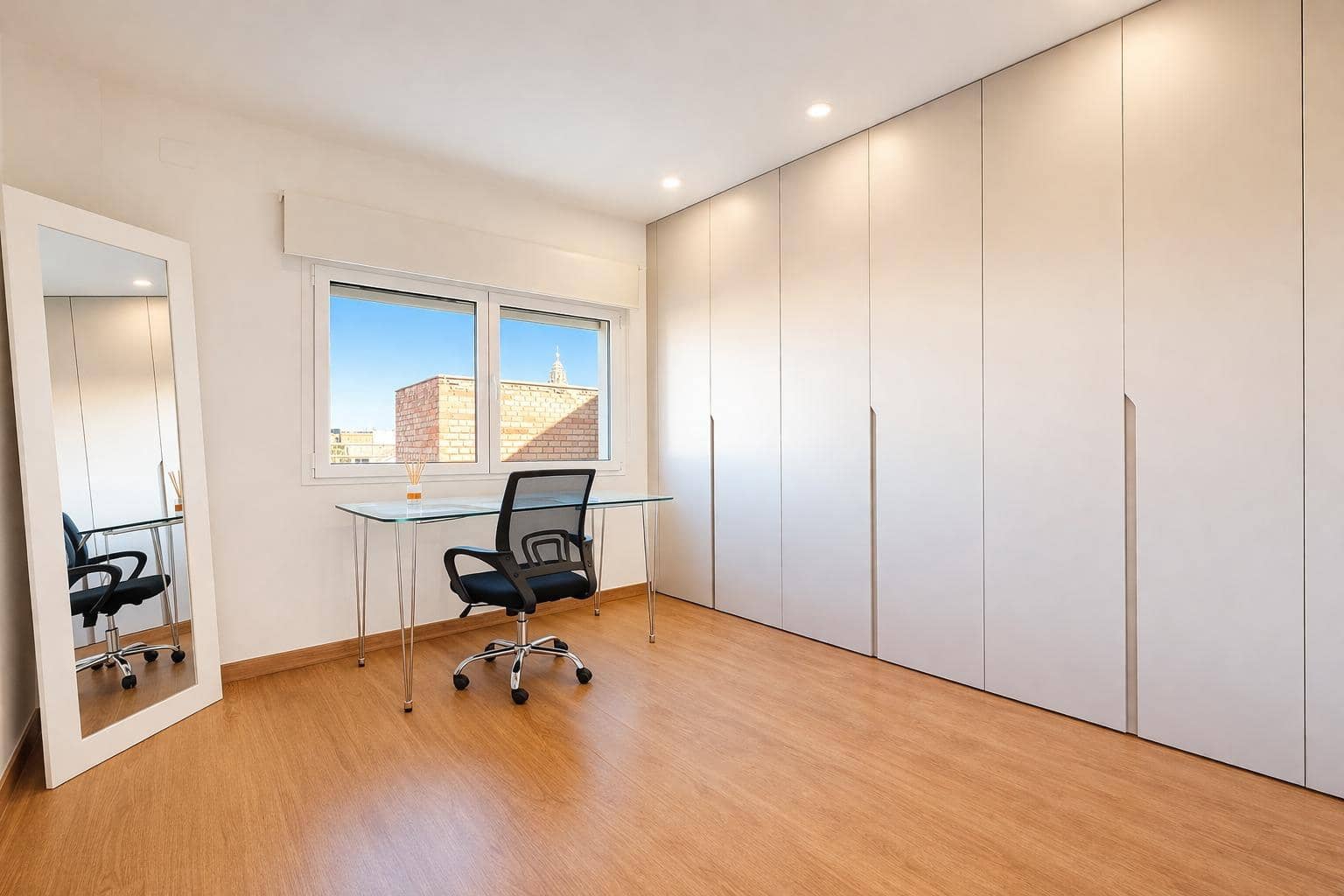 3 bedroom Flat for rent in Catarroja - € 1,200 (Ref: 9699105)