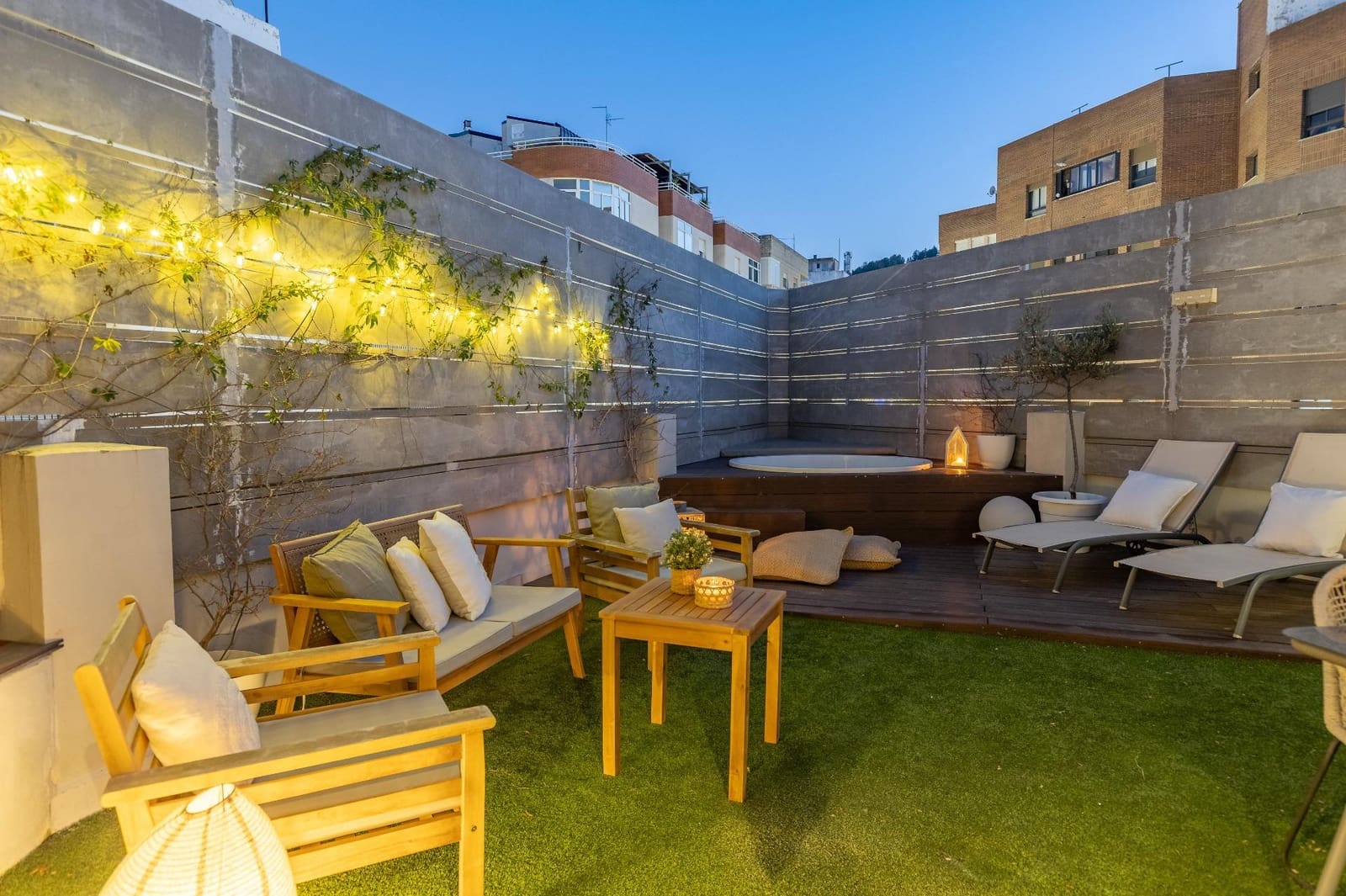 3 Zimmer Villa zu verkaufen in Chiva mit Pool - 240.000 € (Ref: 9702396)