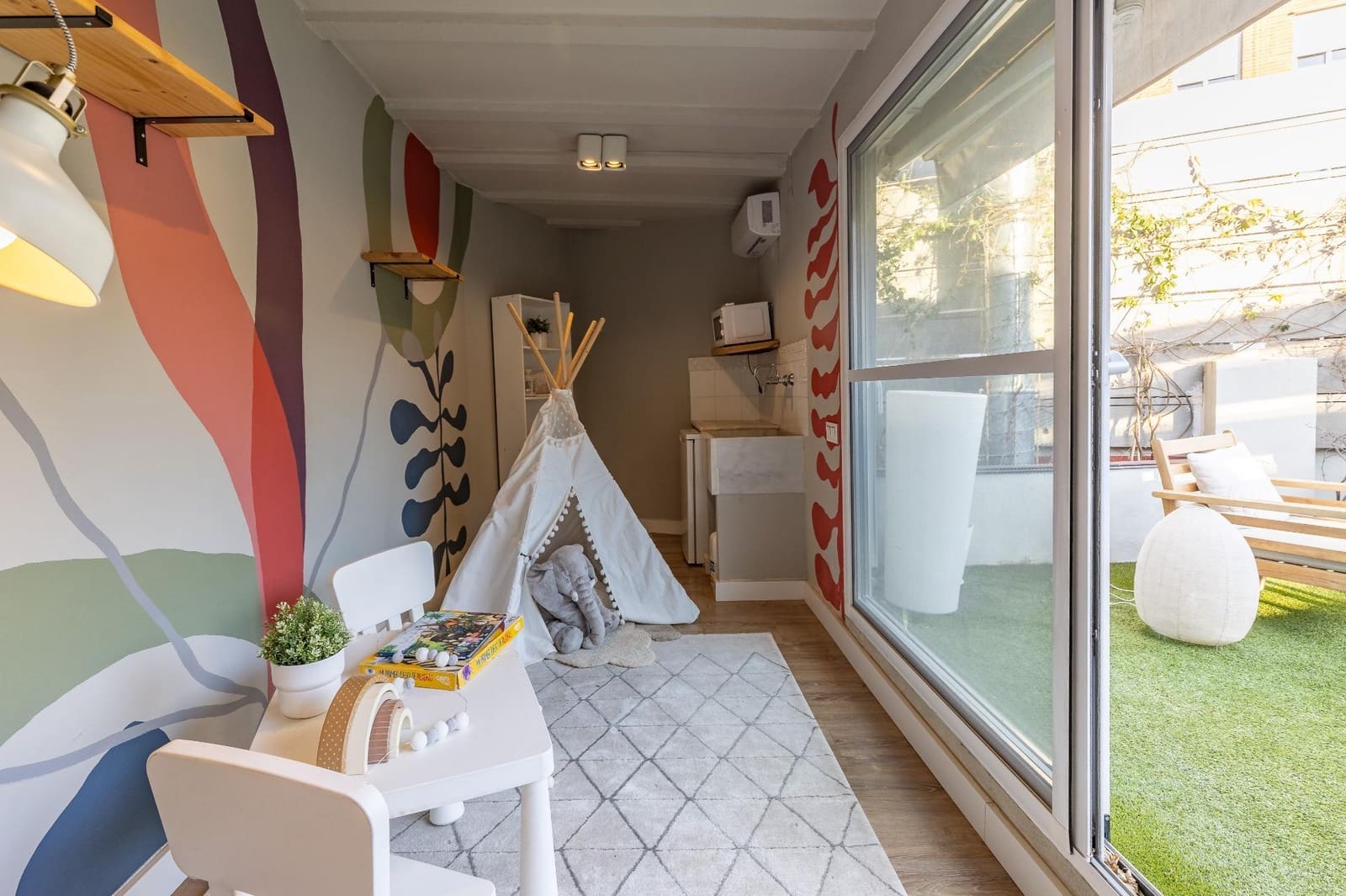 3 Zimmer Villa zu verkaufen in Chiva mit Pool - 240.000 € (Ref: 9702396)