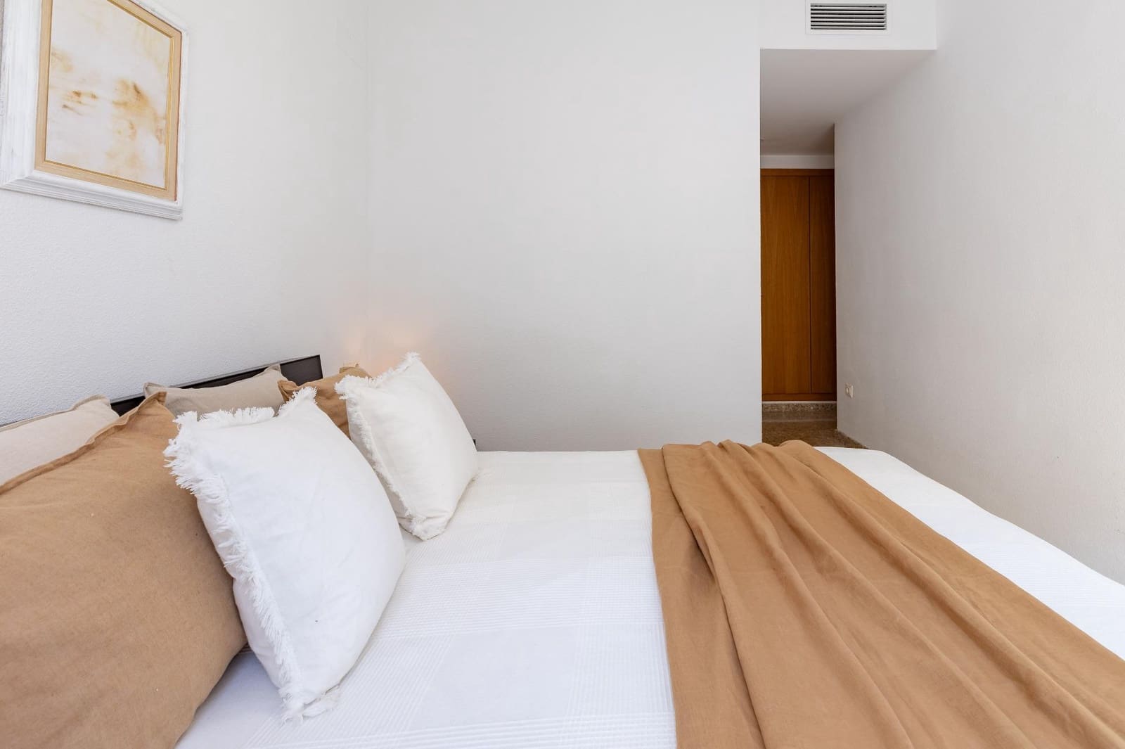 3 bedroom Flat for sale in Paterna with pool garage - € 320,000 (Ref: 9726870)