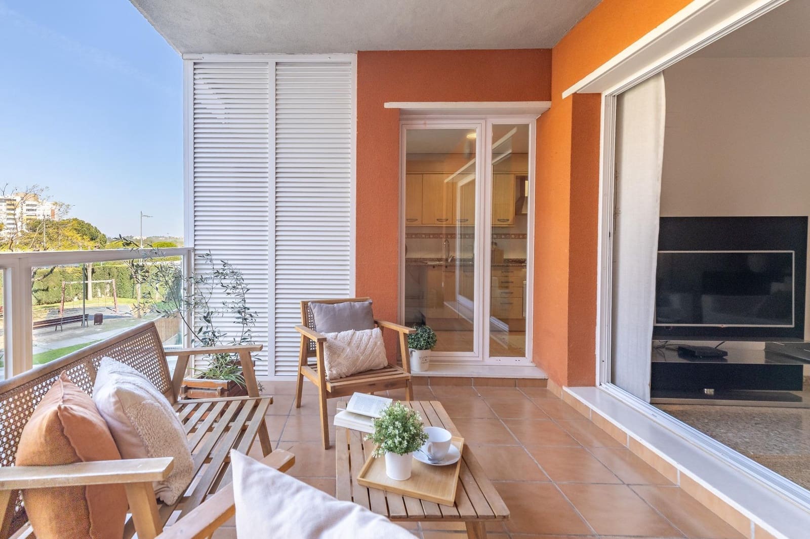 3 bedroom Flat for sale in Paterna with pool garage - € 320,000 (Ref: 9726870)