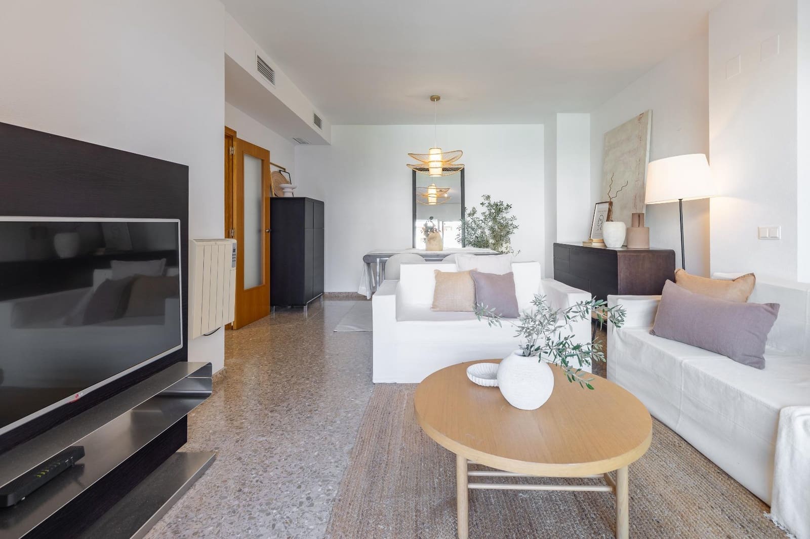 3 bedroom Flat for sale in Paterna with pool garage - € 320,000 (Ref: 9726870)