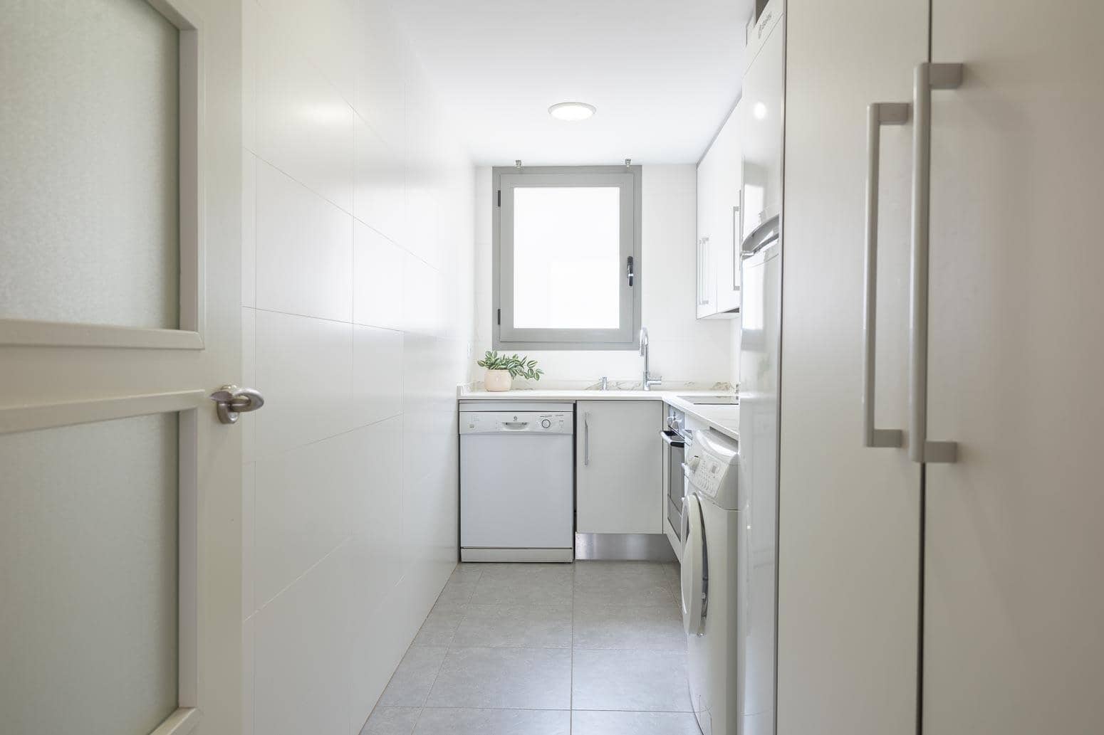 2 bedroom Apartment for sale in Moncofa with pool - € 180,000 (Ref: 9726872)