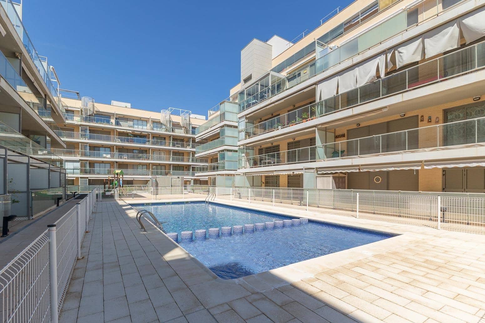 2 bedroom Apartment for sale in Moncofa with pool - € 180,000 (Ref: 9726872)