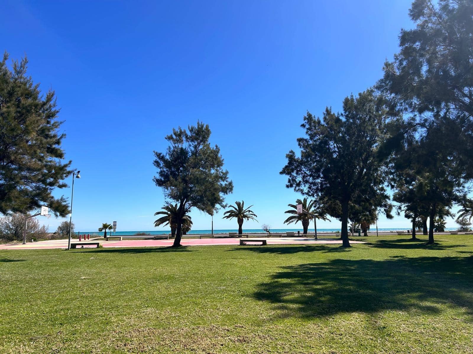 2 bedroom Apartment for sale in Moncofa with pool - € 180,000 (Ref: 9726872)