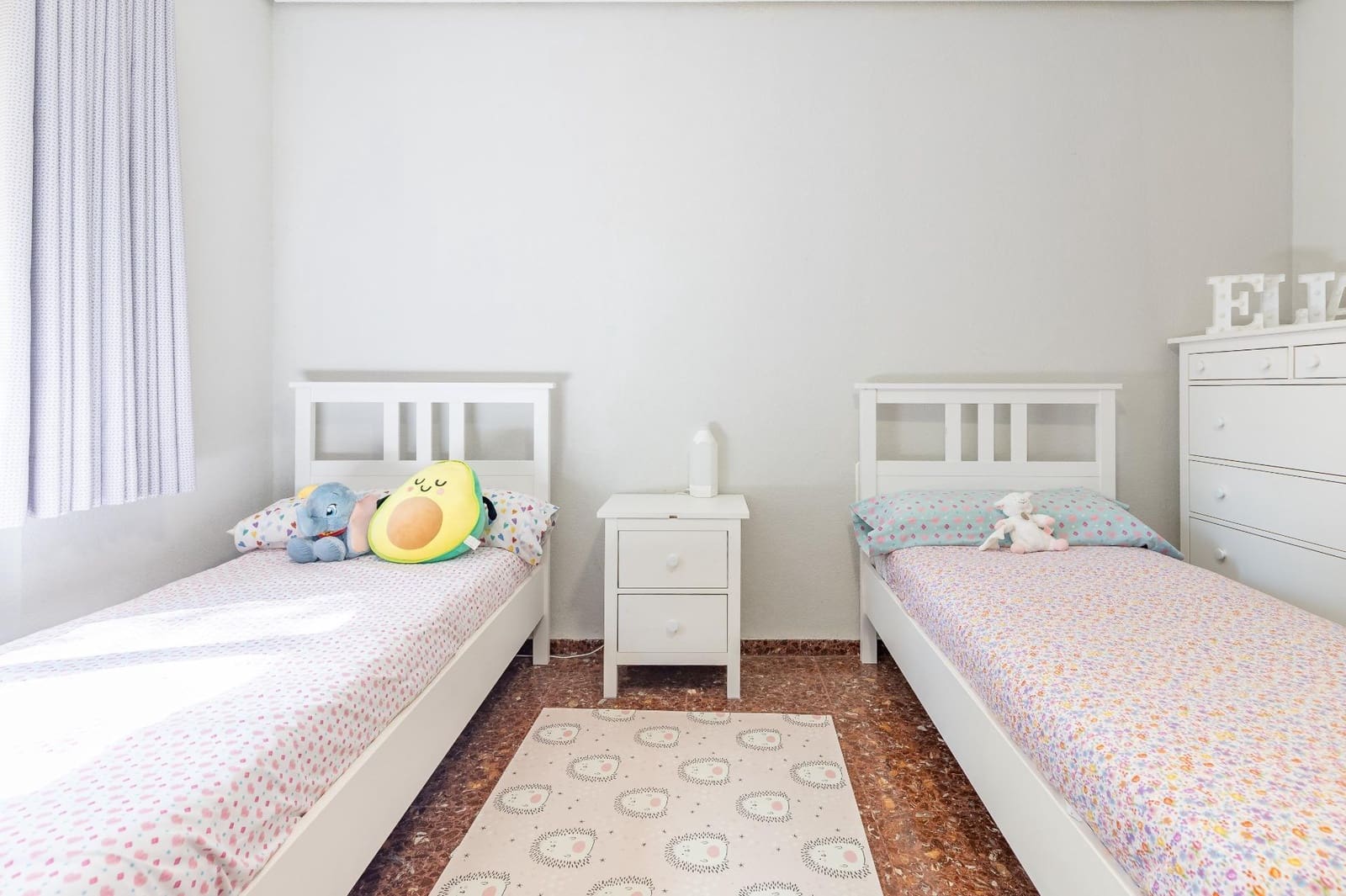 6 bedroom Villa for sale in Torrent with pool garage - € 640,000 (Ref: 9726873)