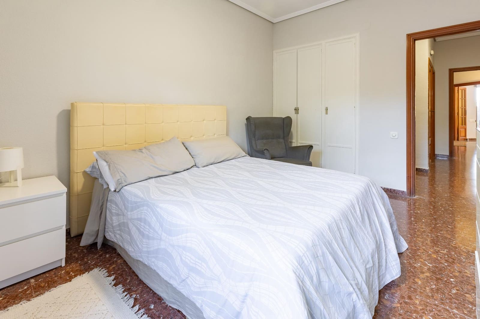 6 bedroom Villa for sale in Torrent with pool garage - € 640,000 (Ref: 9726873)