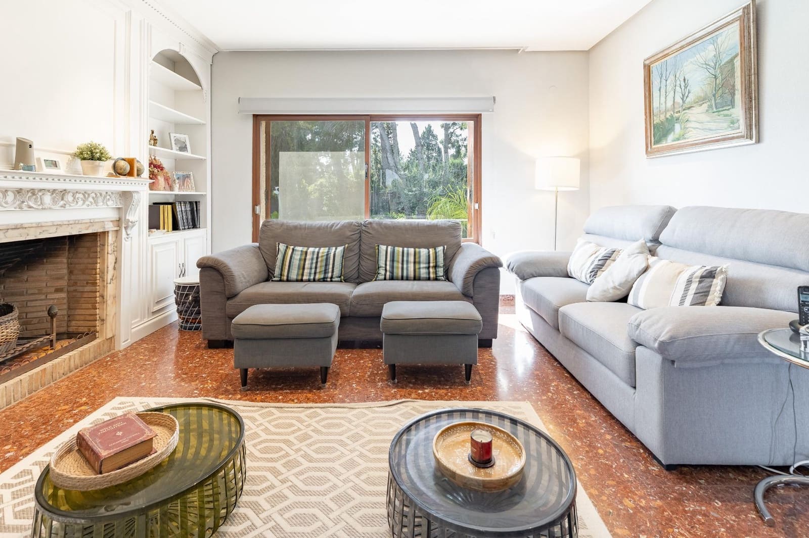 6 bedroom Villa for sale in Torrent with pool garage - € 640,000 (Ref: 9726873)