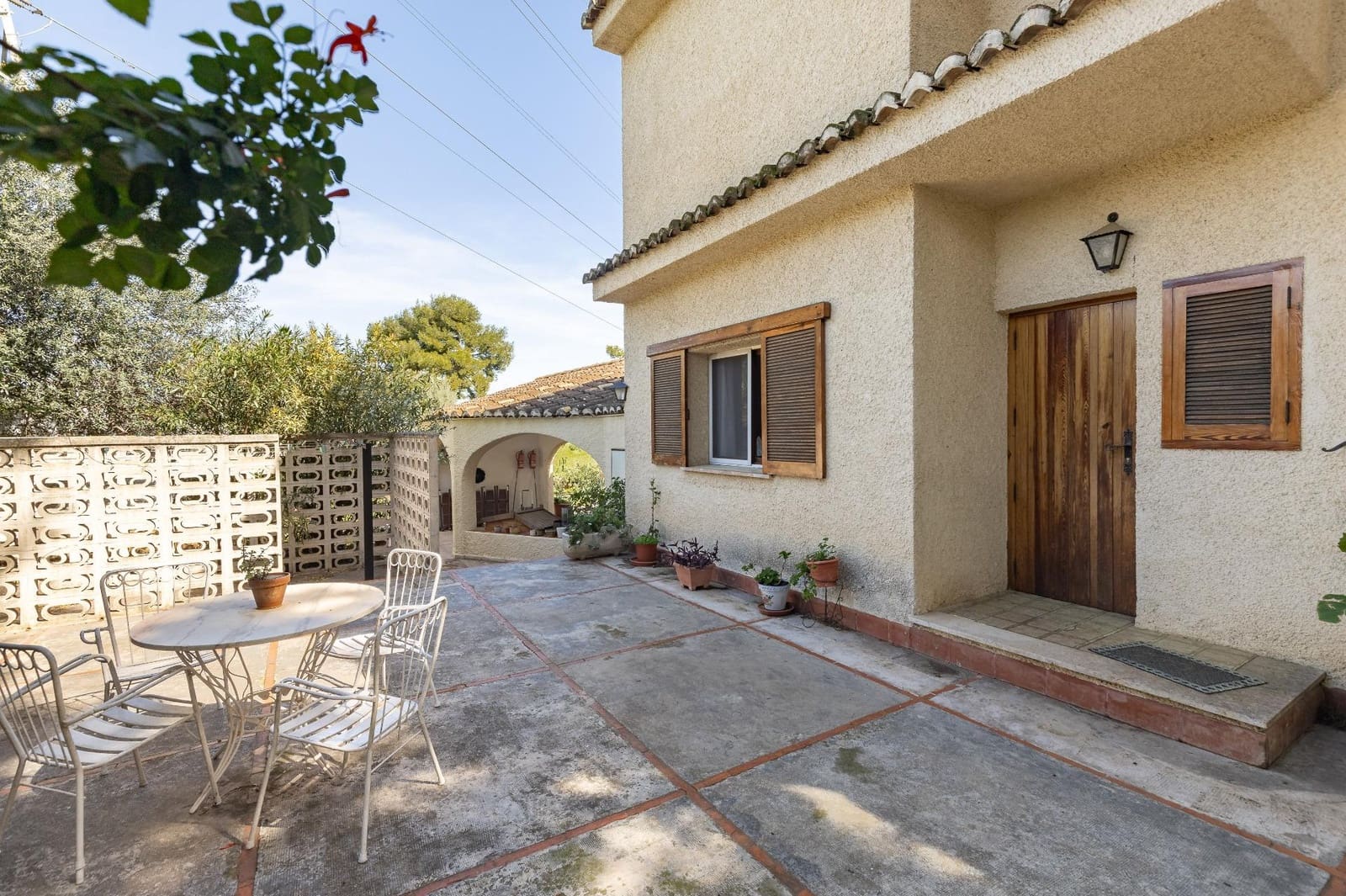 6 bedroom Villa for sale in Torrent with pool garage - € 640,000 (Ref: 9726873)